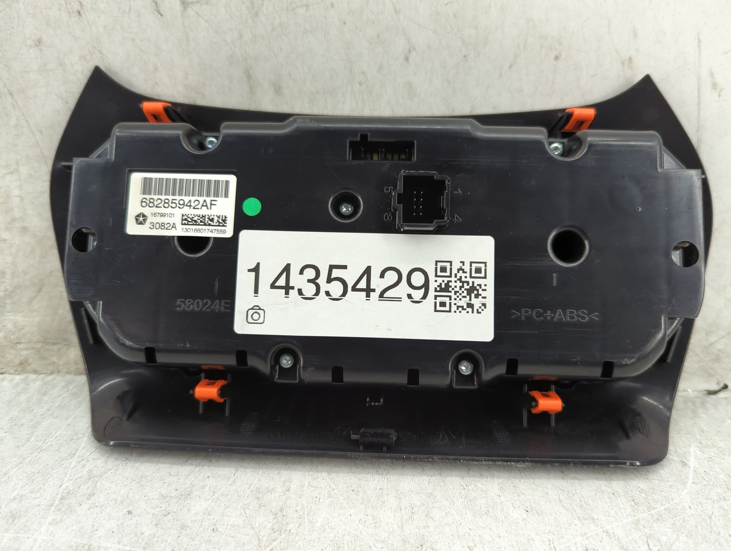 2019-2022 Jeep Cherokee Climate Control Module Temperature AC/Heater Replacement P/N:68285942AF Fits Fits 2019 2020 2021 202