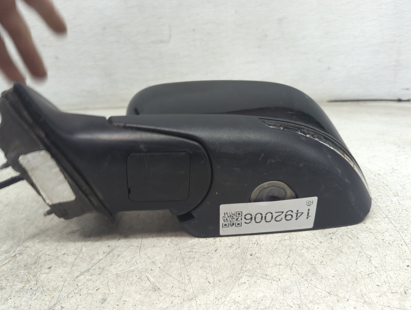 2022 Jeep Cherokee Driver Side View Mirror - Left Door Mirror OEM Used - Oemusedautoparts1.com