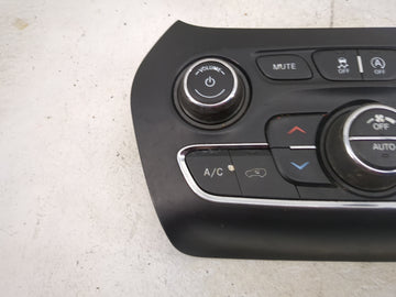 2019-2022 Jeep Cherokee Climate Control Module Temperature AC/Heater Replacement P/N:68285942AF Fits Fits 2019 2020 2021 2022 OEM Used Auto Parts