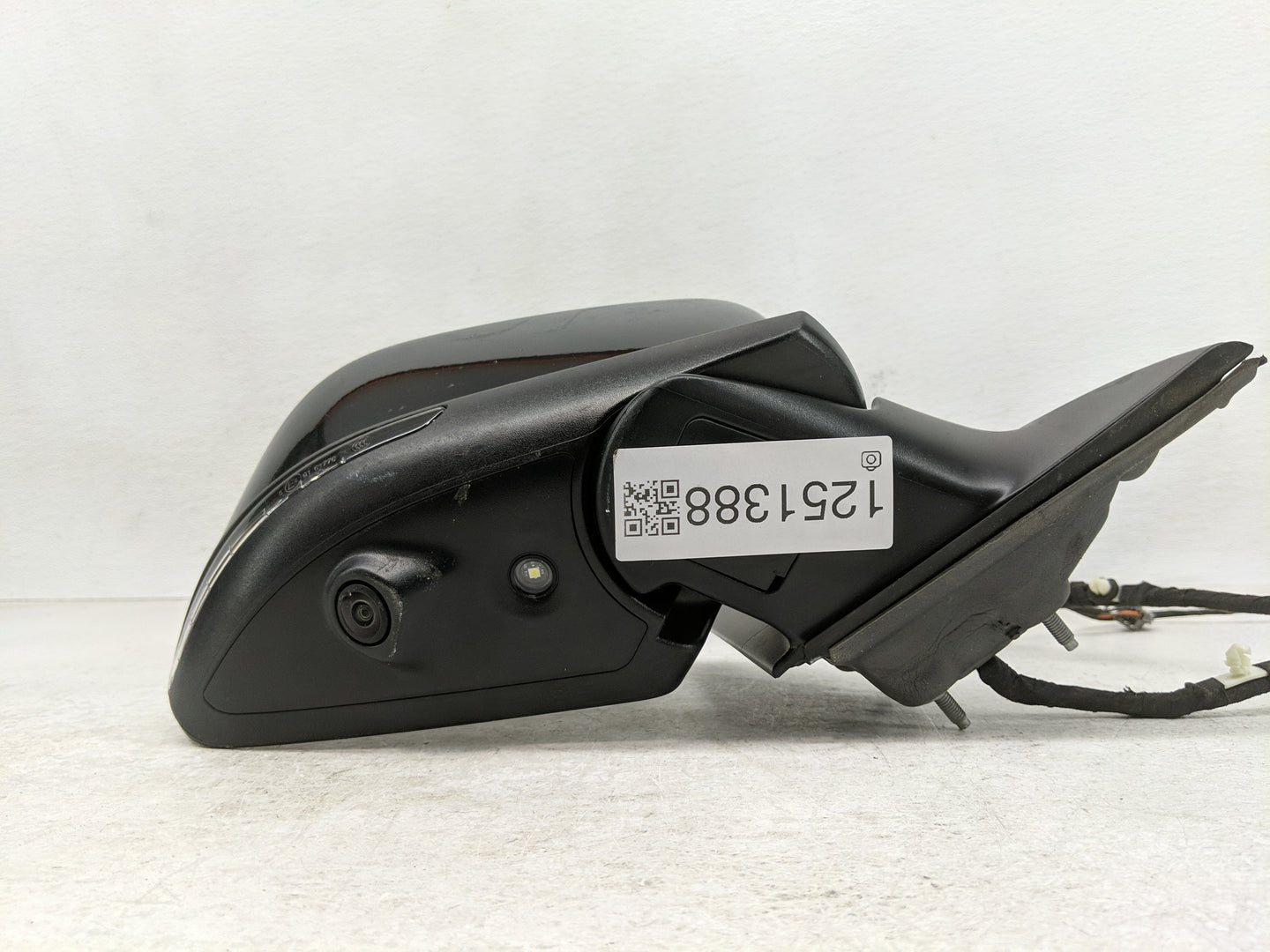 2022 Jeep Compass Passenger Side View Mirror - Right Door Mirror OEM Used - Oemusedautoparts1.com