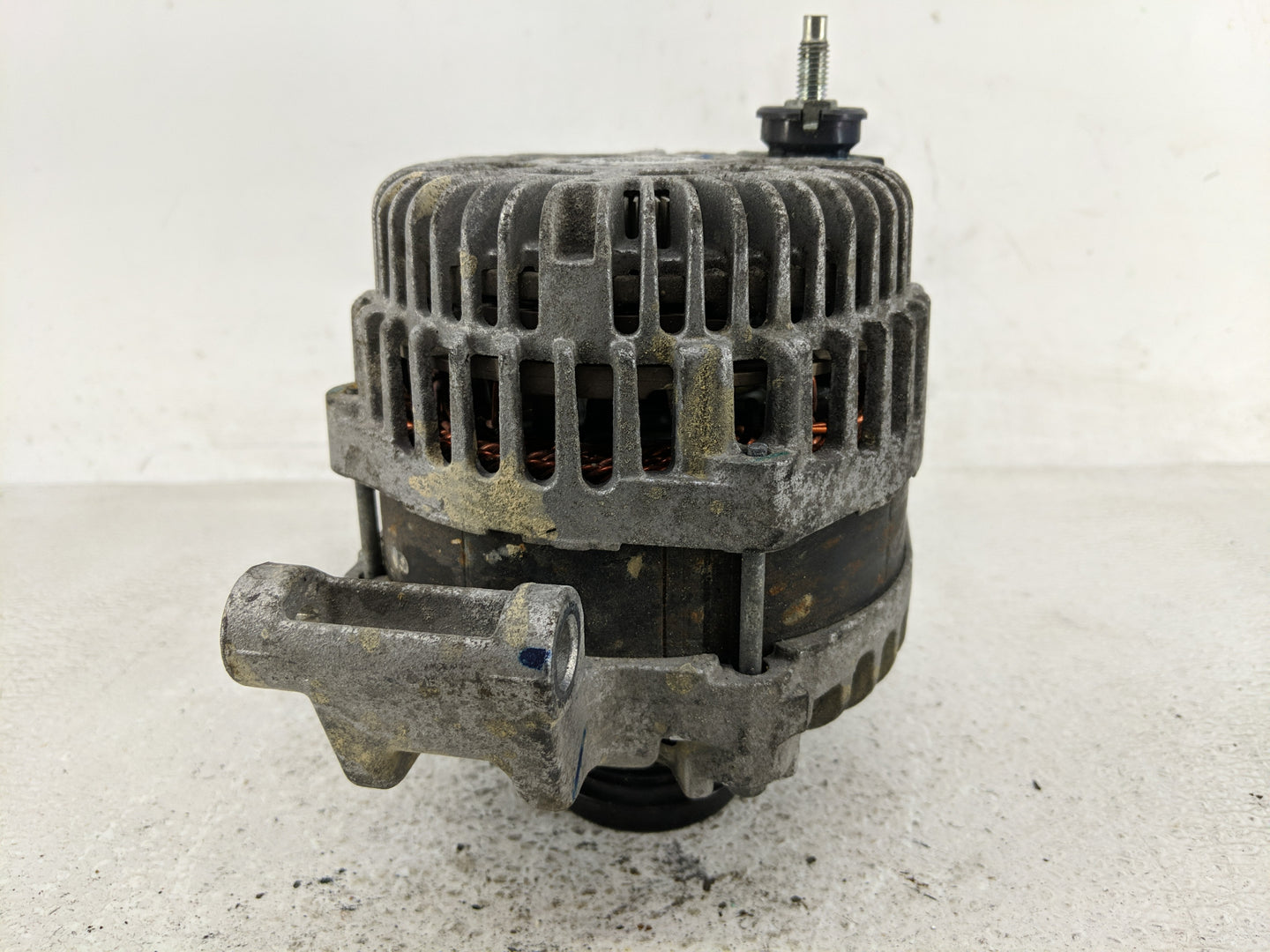 2017-2022 Jeep Compass Alternator Replacement Generator Charging Assembly Engine OEM P/N:56029624AC Fits OEM Used Auto Parts