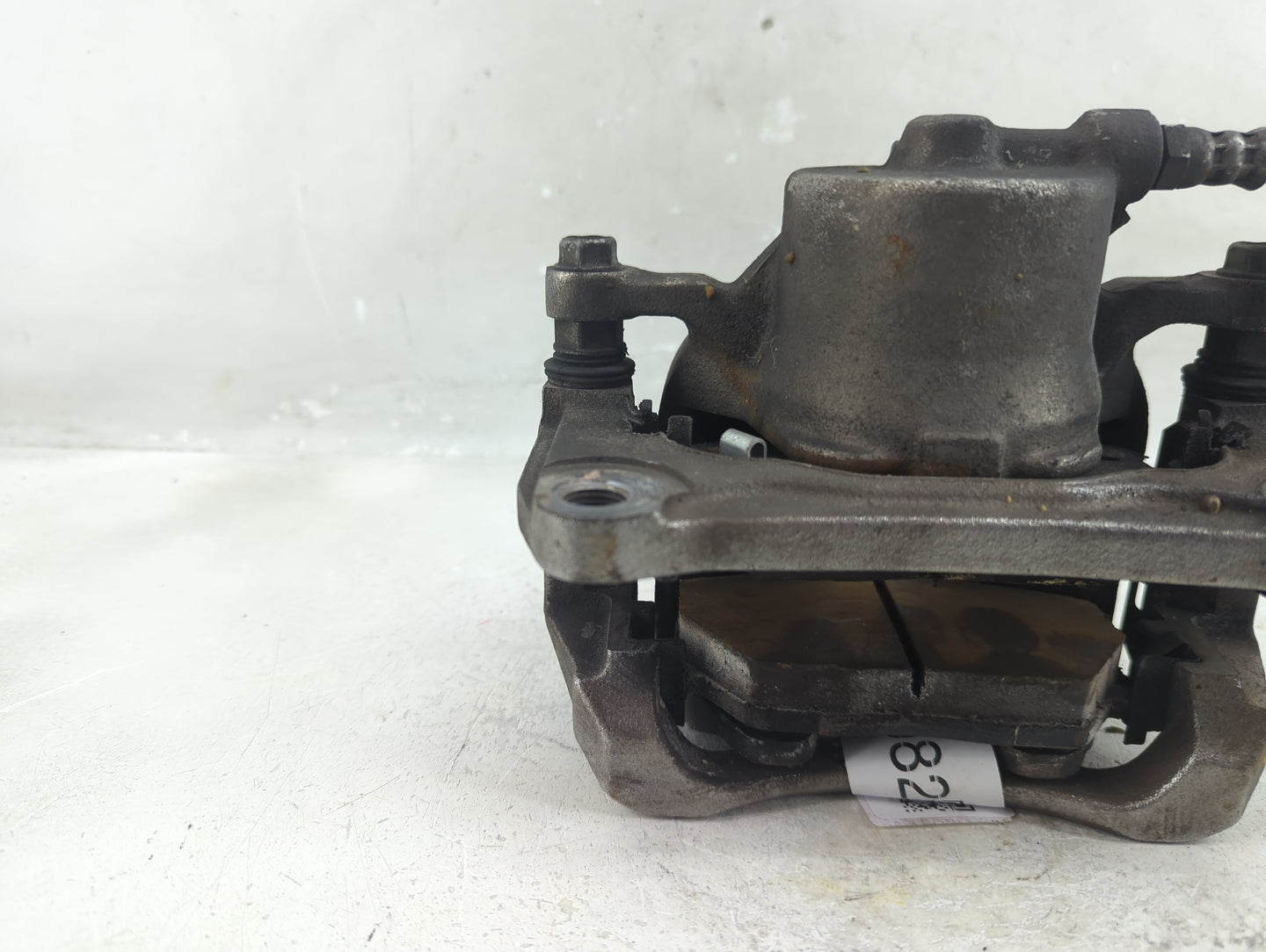 2022 Jeep Compass Front Passenger Right Brake Caliper 1319982 - Oemusedautoparts1.com