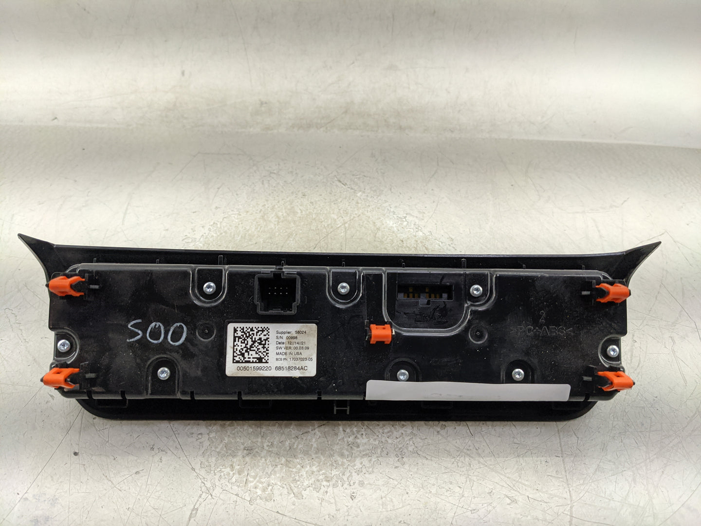 2022 Jeep Compass Climate Control Module Temperature AC/Heater Replacement P/N:68518284AC Fits OEM Used Auto Parts - Oemused