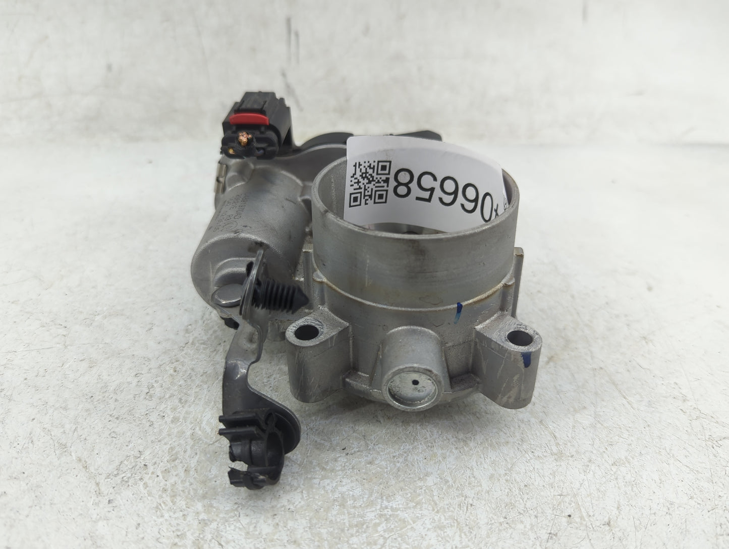 2017-2022 Jeep Compass Throttle Body P/N:04891970AD Fits Fits 2014 2015 2016 2017 2018 2019 2020 2021 2022 OEM Used Auto Par