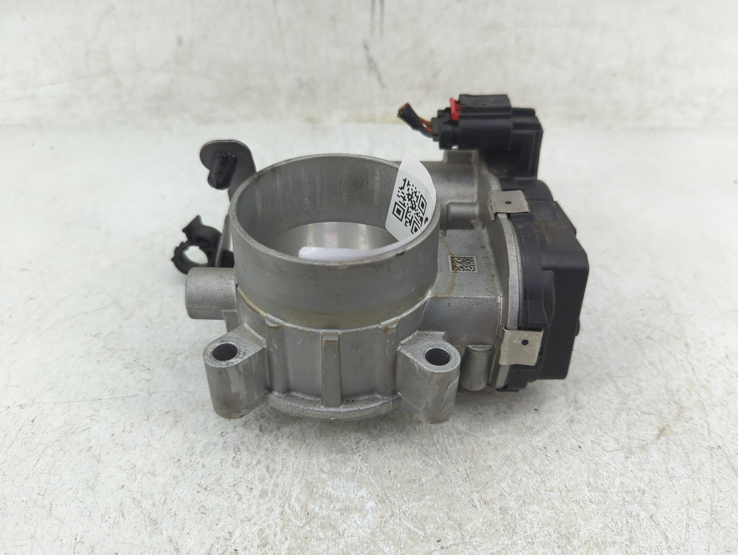 2017-2022 Jeep Compass Throttle Body P/N:04891970AD Fits Fits 2014 2015 2016 2017 2018 2019 2020 2021 2022 OEM Used Auto Par