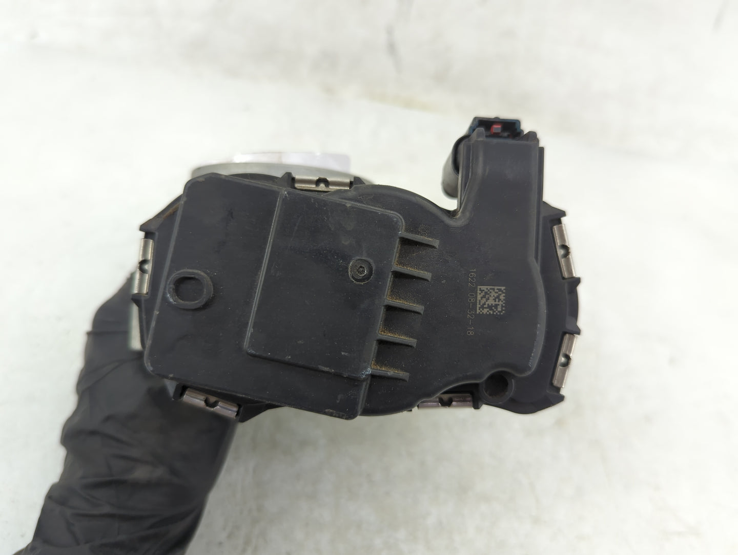 2017-2022 Jeep Compass Throttle Body P/N:04891970AD Fits Fits 2014 2015 2016 2017 2018 2019 2020 2021 2022 OEM Used Auto Par