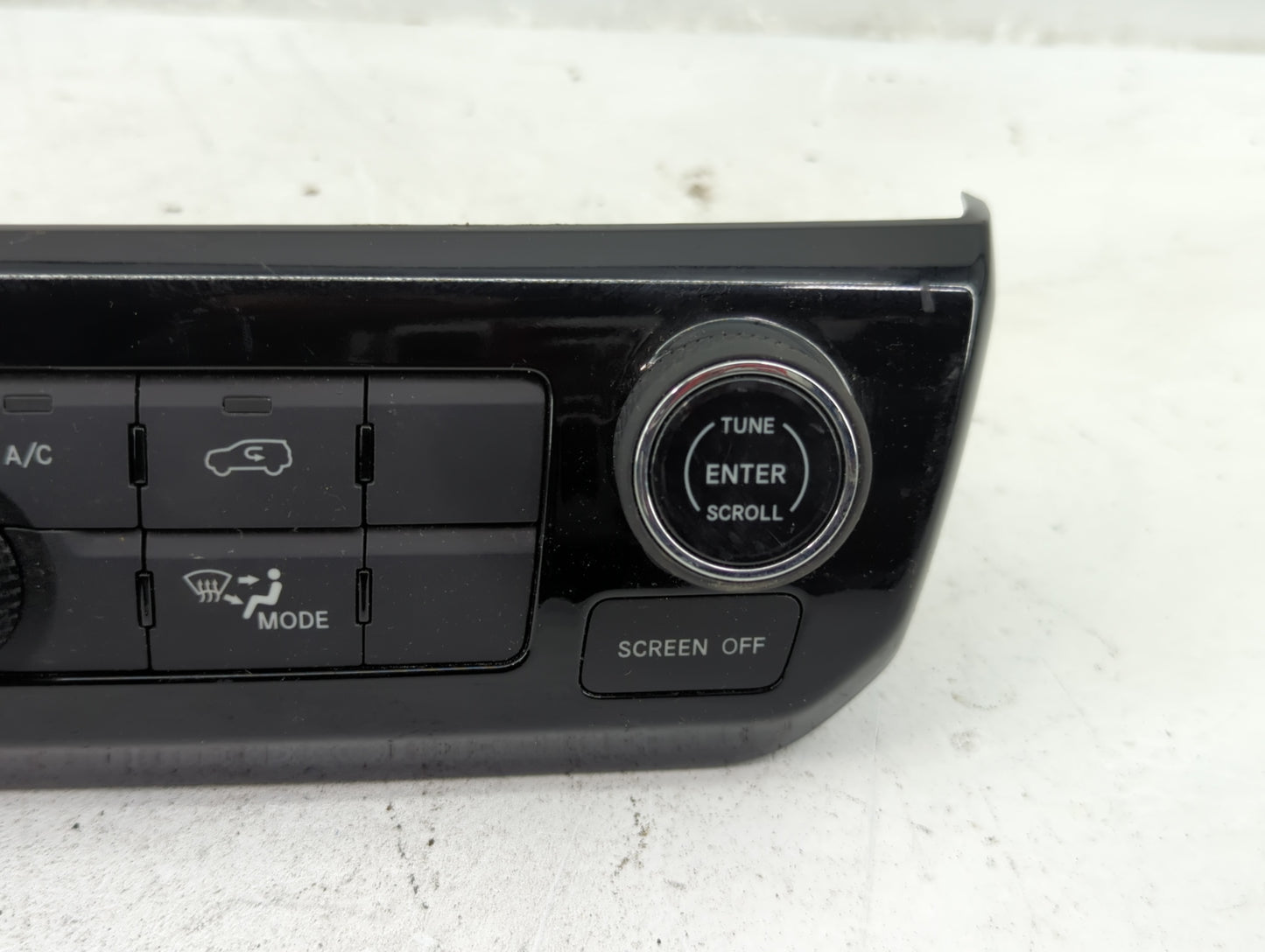 2022 Jeep Compass Climate Control Module Temperature AC/Heater Replacement P/N:68518281AC Fits OEM Used Auto Parts - Oemused