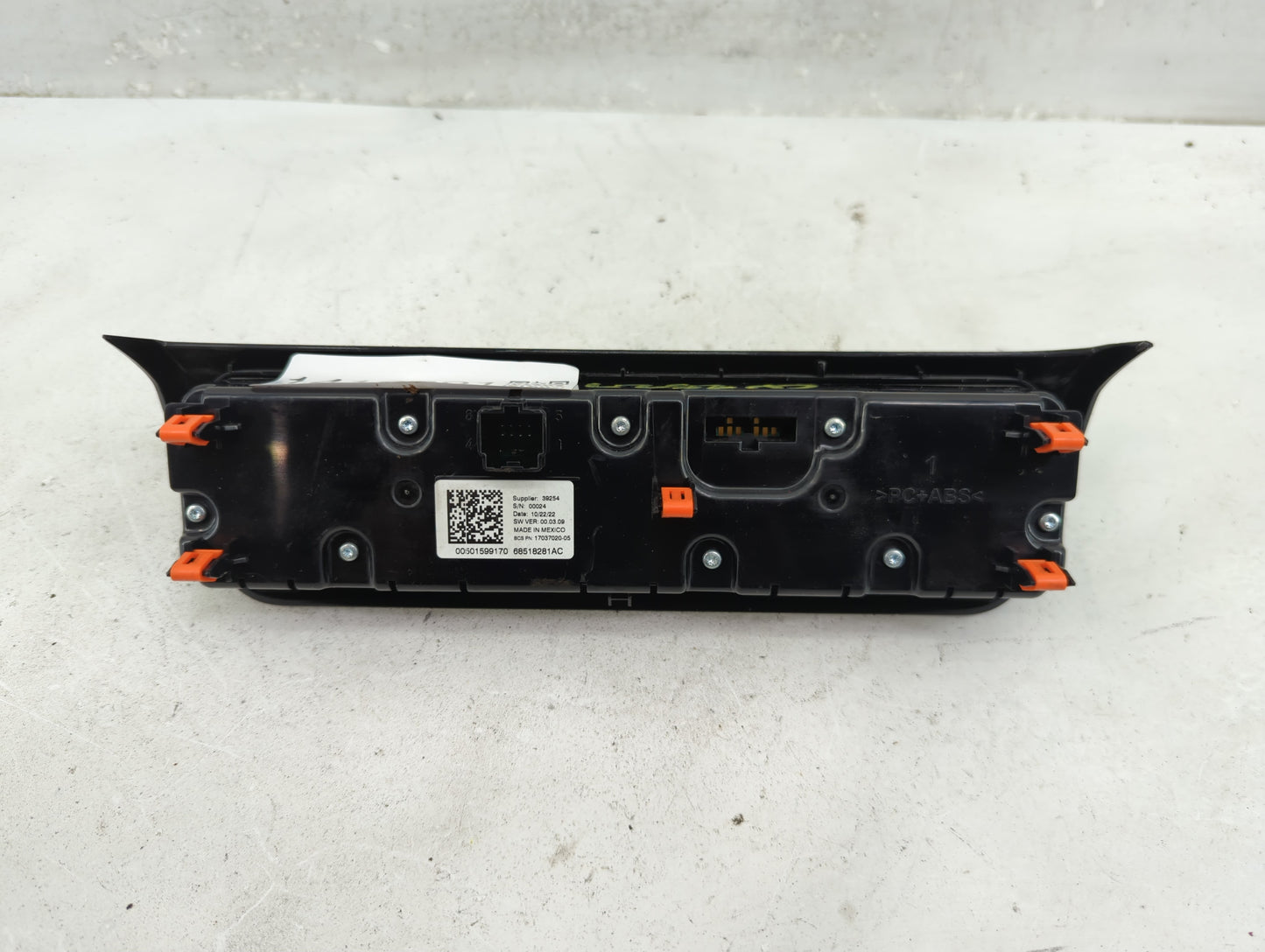 2022 Jeep Compass Climate Control Module Temperature AC/Heater Replacement P/N:68518281AC Fits OEM Used Auto Parts - Oemused