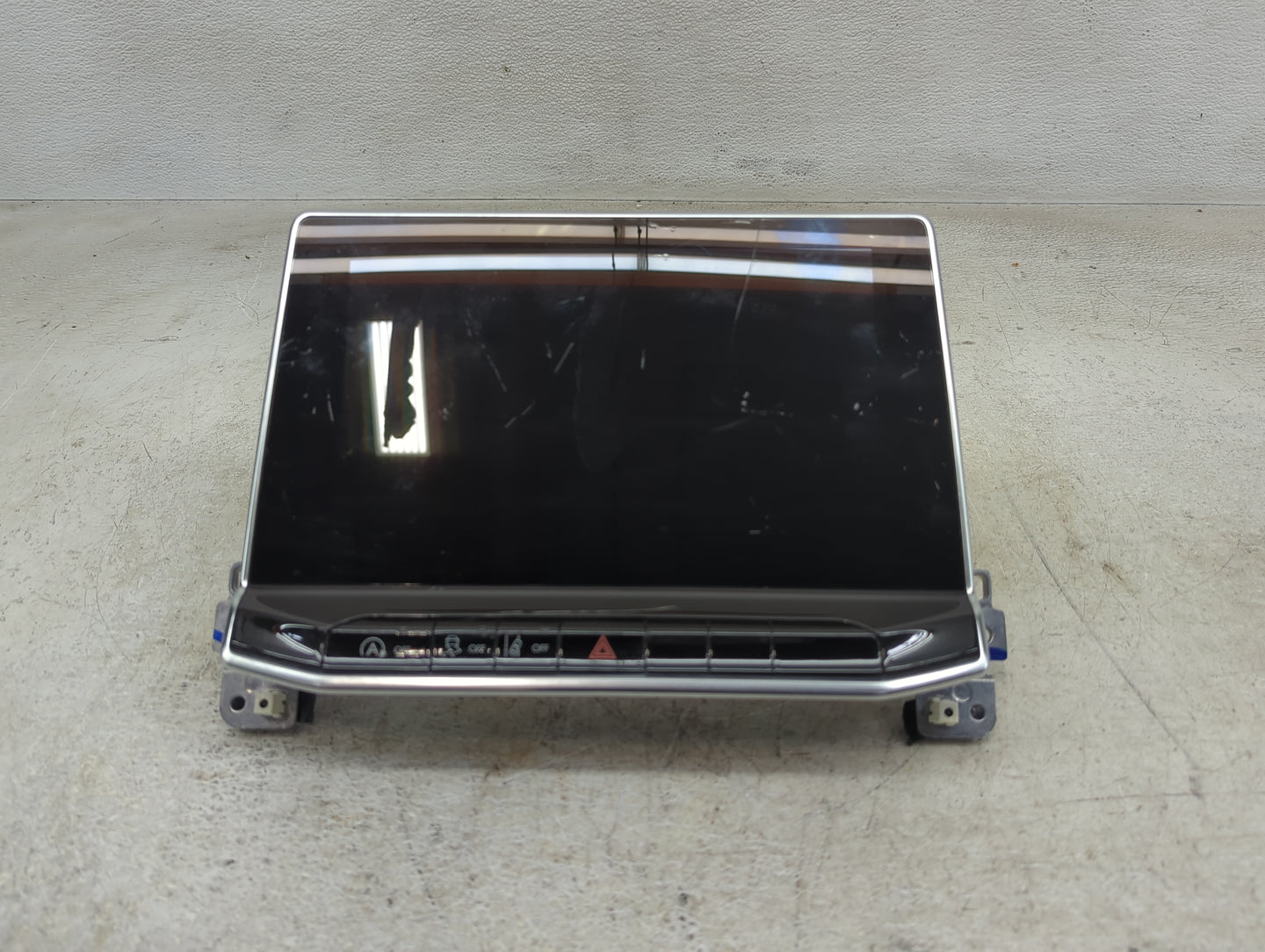 2022 Jeep Compass Information Display Screen - Oemusedautoparts1.com