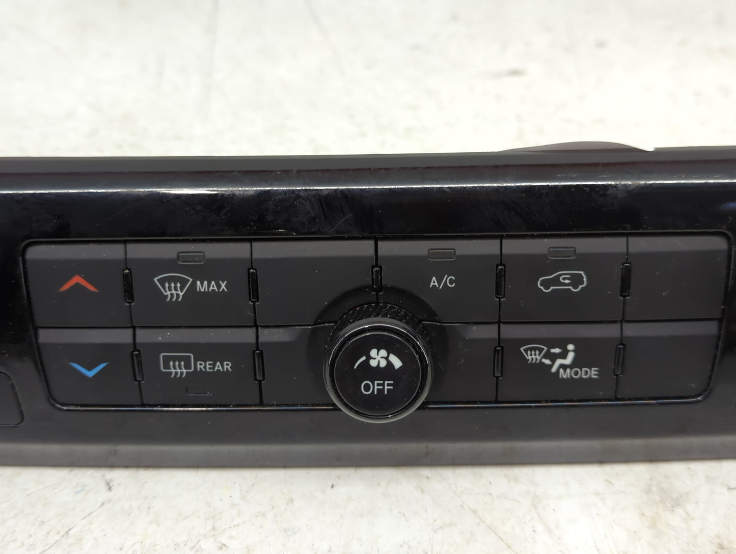2022 Jeep Compass Climate Control Module Temperature AC/Heater Replacement P/N:68518281AC Fits OEM Used Auto Parts - Oemused