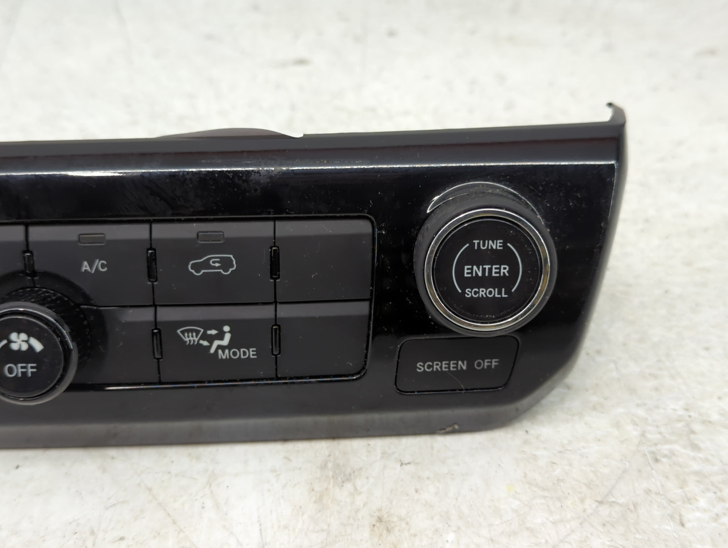 2022 Jeep Compass Climate Control Module Temperature AC/Heater Replacement P/N:68518281AC Fits OEM Used Auto Parts - Oemused