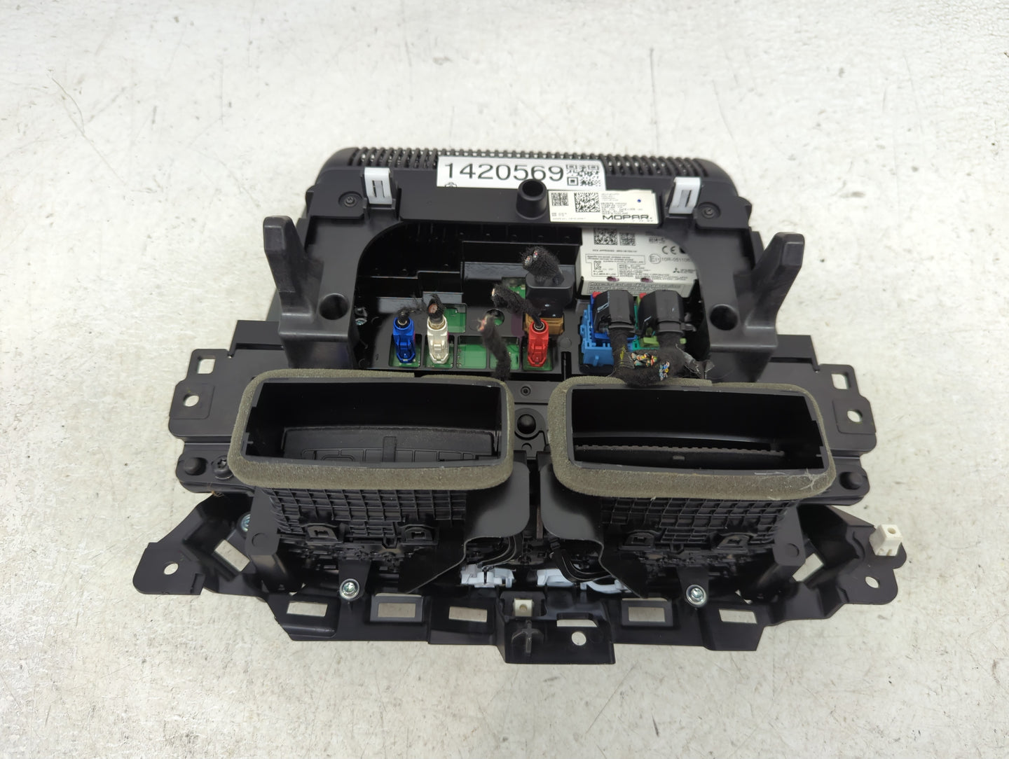 2022 Jeep Compass Radio AM FM Cd Player Receiver Replacement Fits OEM Used Auto Parts - Oemusedautoparts1.com