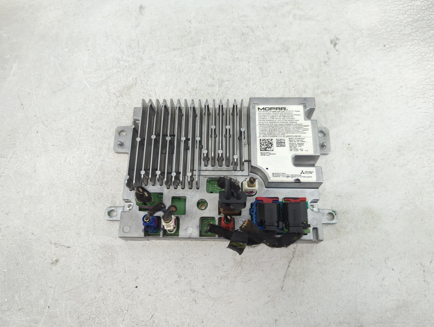 2022 Jeep Compass Radio Speaker Amplifier 1434475 - Oemusedautoparts1.com