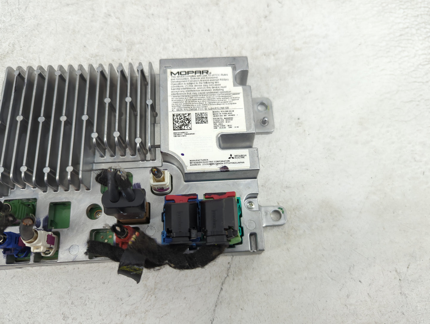 2022 Jeep Compass Radio Speaker Amplifier 1434475 - Oemusedautoparts1.com