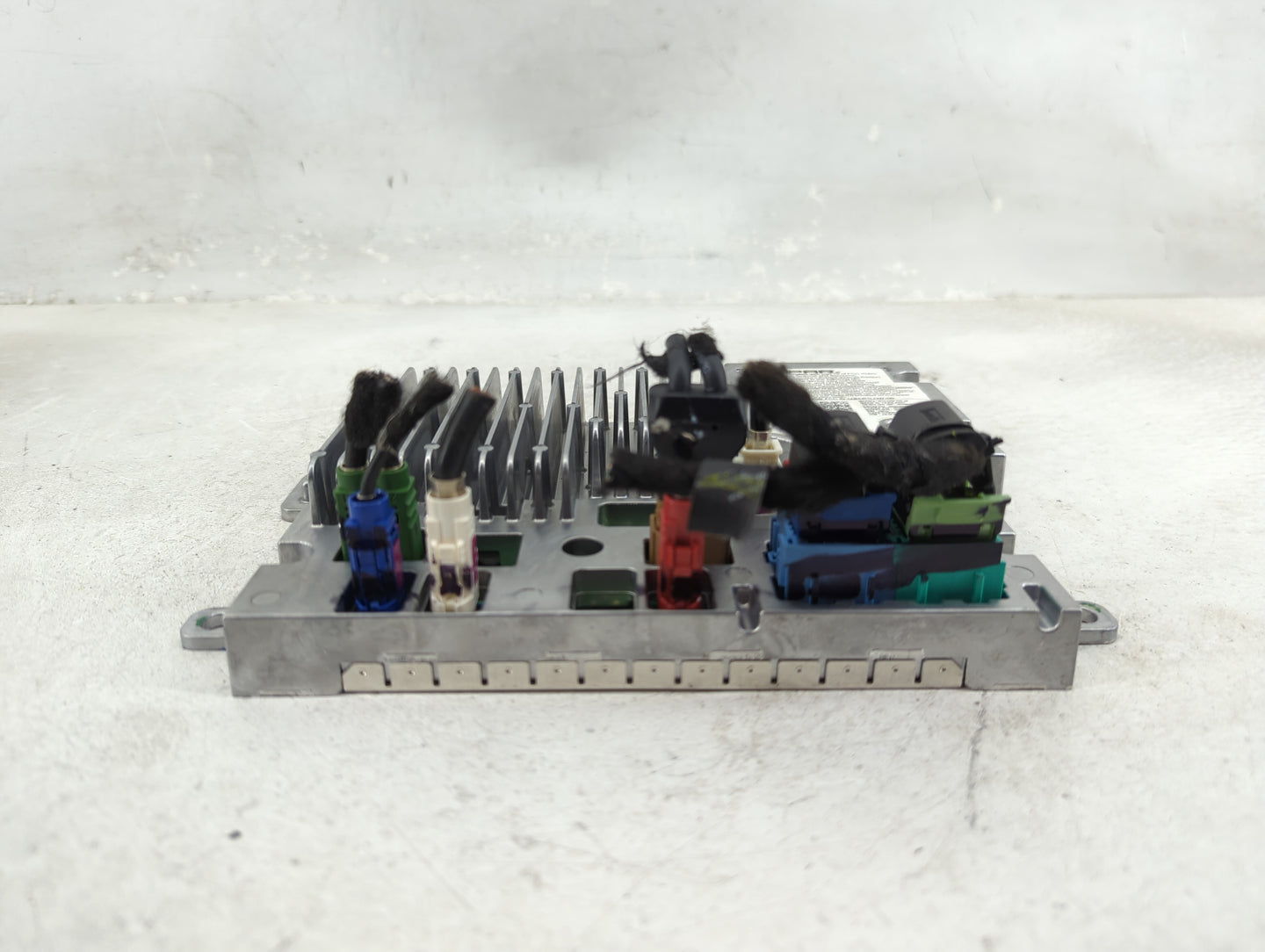 2022 Jeep Compass Radio Speaker Amplifier 1434475 - Oemusedautoparts1.com