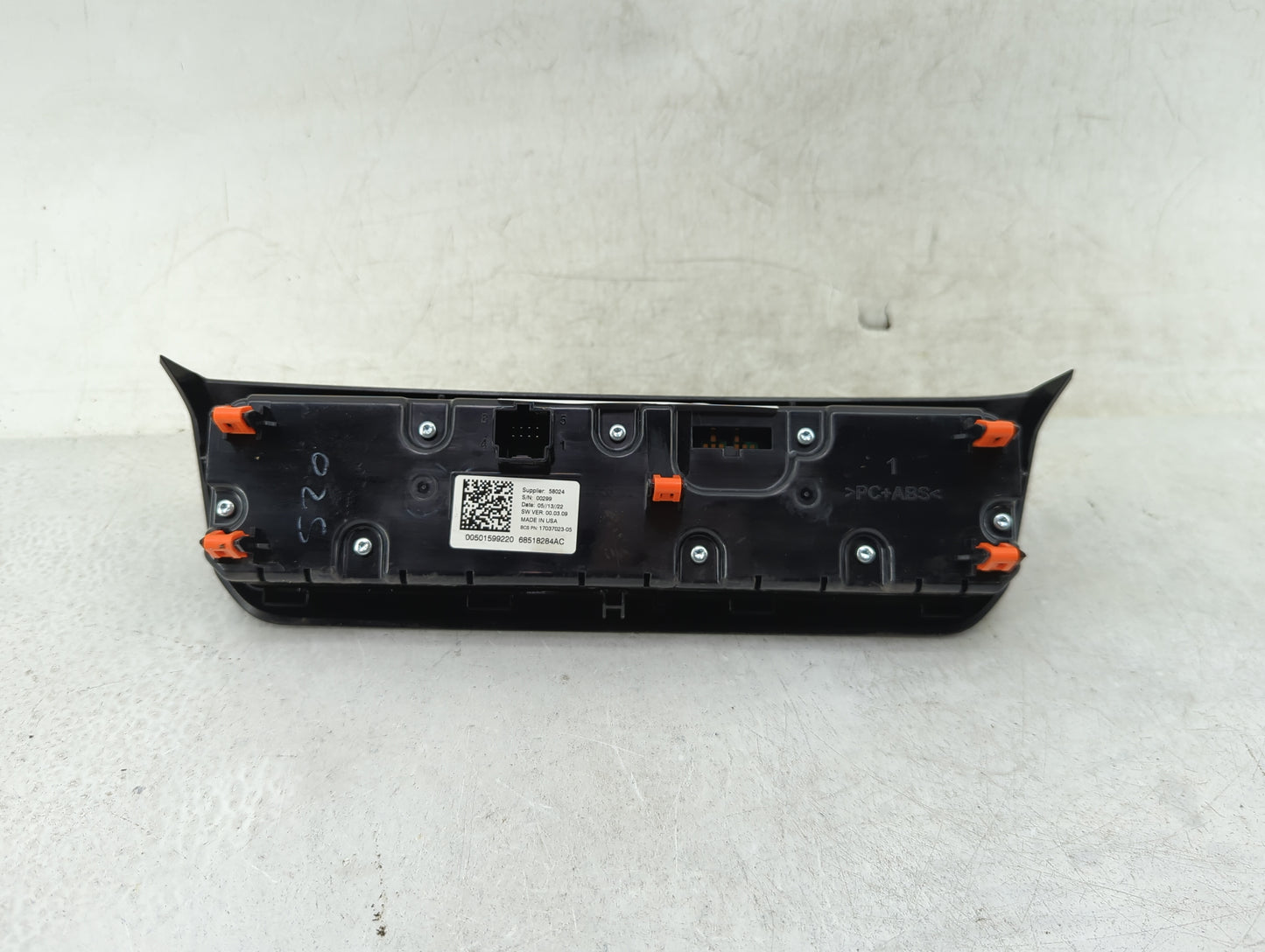 2022 Jeep Compass Climate Control Module Temperature AC/Heater Replacement P/N:68518284AC 17037023-05 Fits OEM Used Auto Par