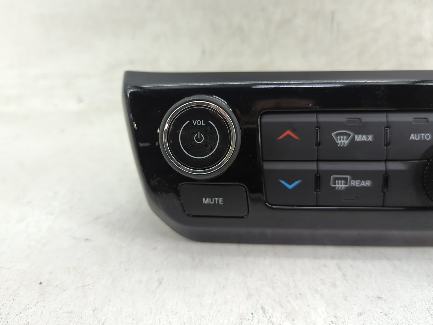 2022 Jeep Compass Climate Control Module Temperature AC/Heater Replacement P/N:68518284AC 17037023-05, 00501599220 Fits OEM 