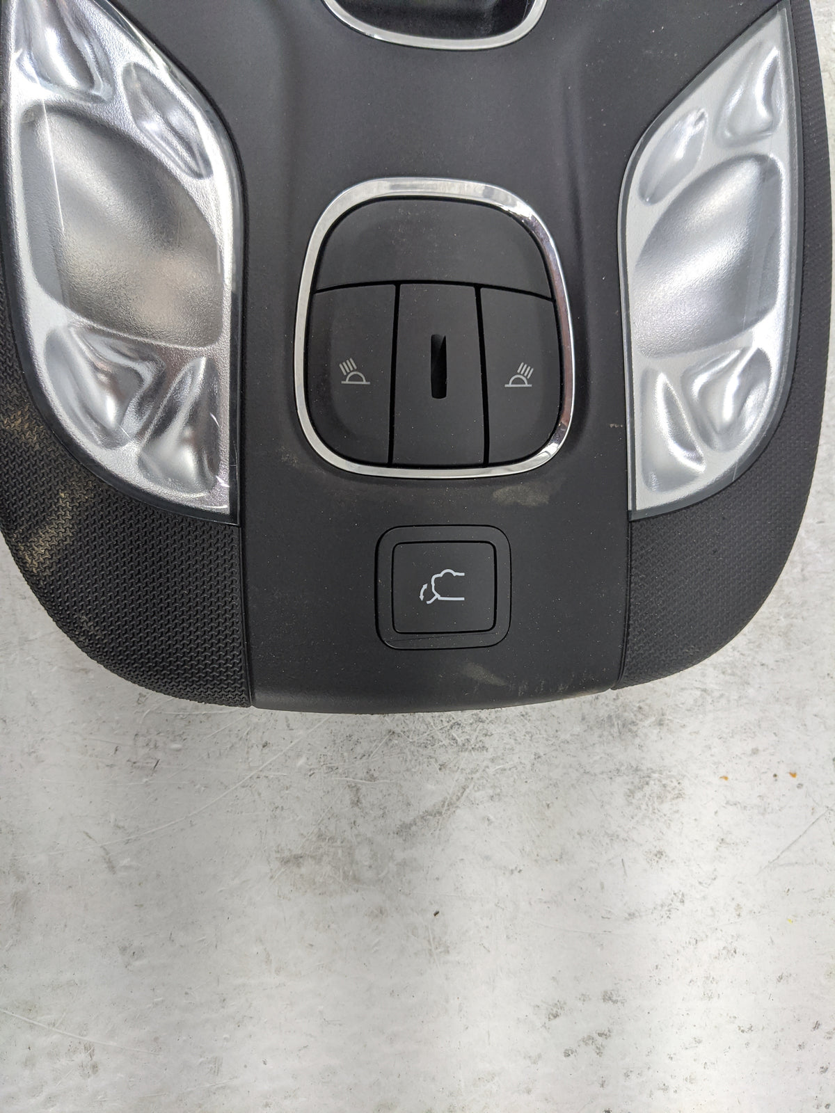 2022 Jeep Compass Overhead Console W/rear Climate Control Black - Oemusedautoparts1.com