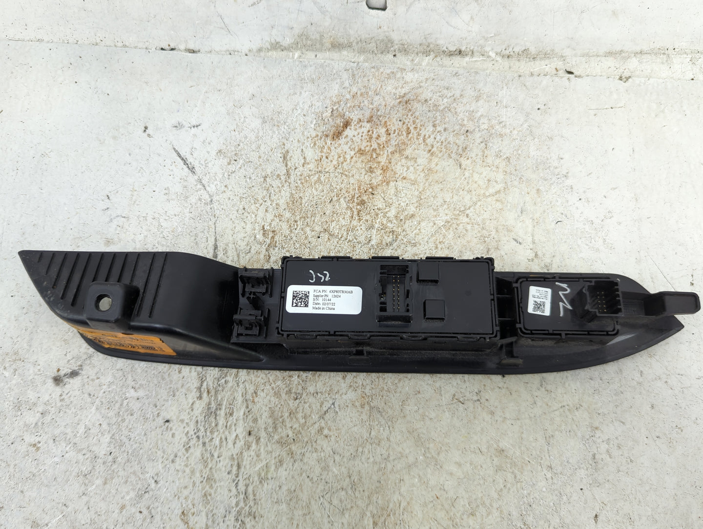 2022 Jeep Compass Master Power Window Switch Replacement Driver Side Left P/N:6XP83TRMAB 12624 Fits OEM Used Auto Parts - Oe