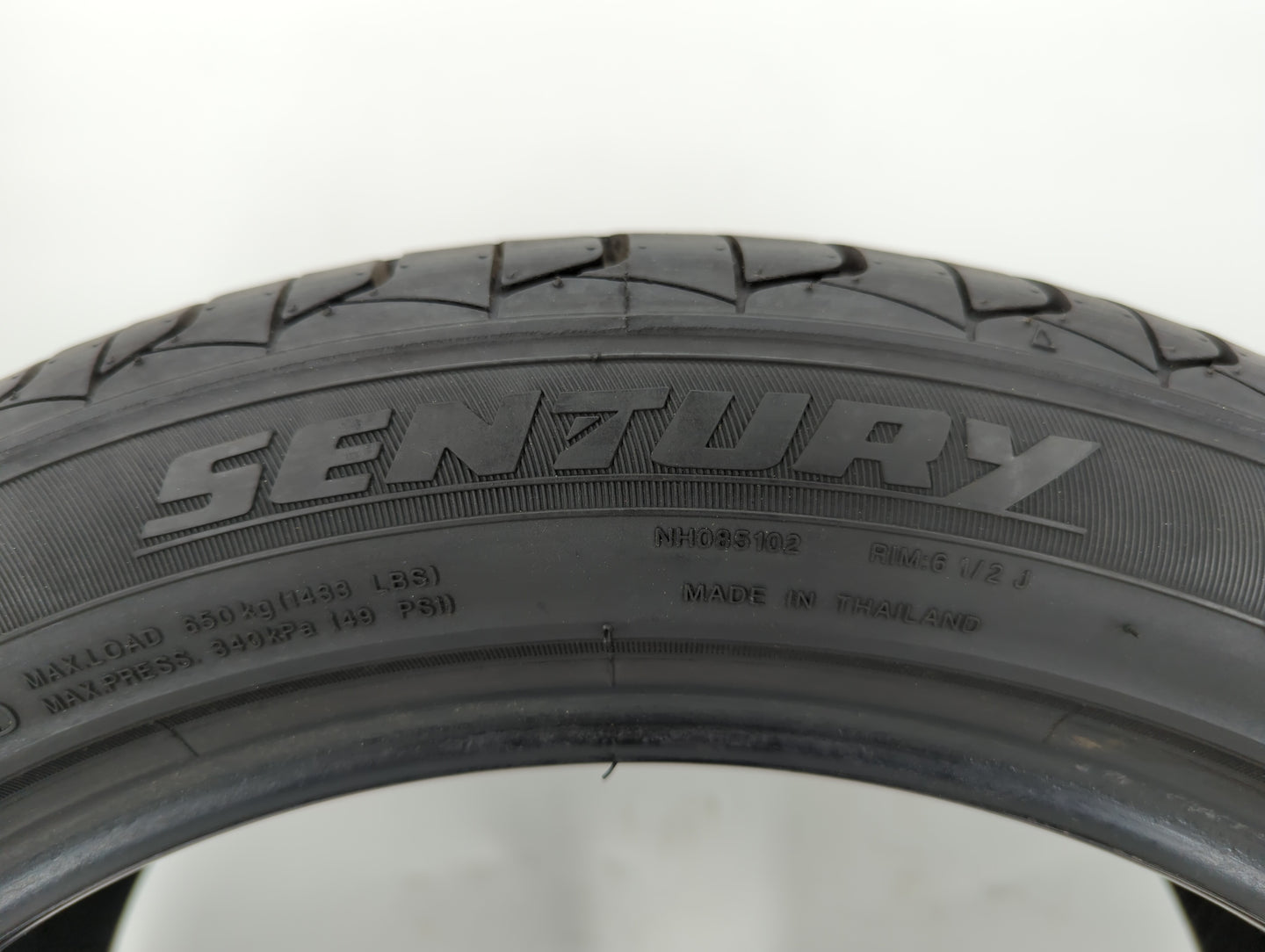 Used Tire 205/50ZR17 SENTURY UHP 93W - Tread Depth 8/32 - Oemusedautoparts1.com