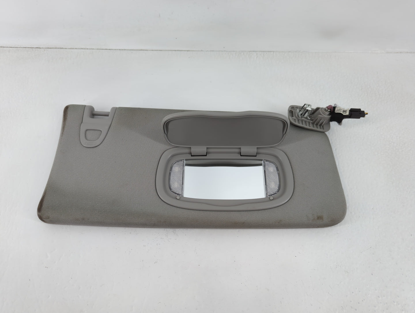 2022 Jeep Compass Sun Visor Shade Replacement Driver Left Mirror Fits OEM Used Auto Parts - Oemusedautoparts1.com