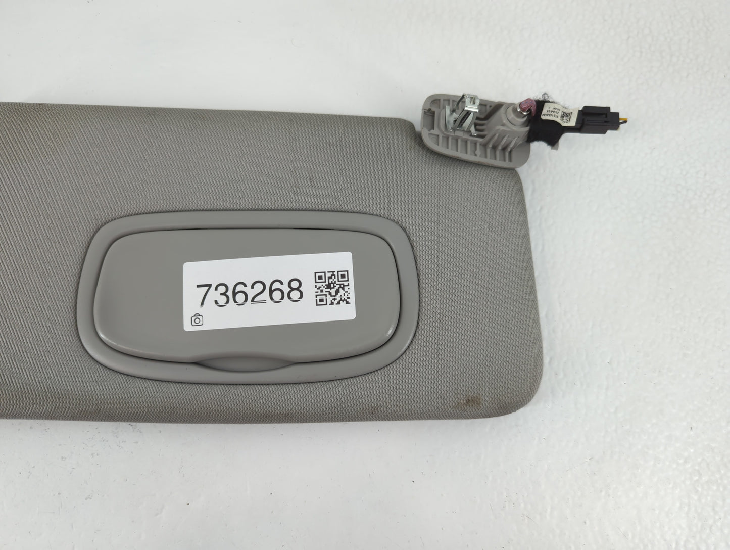 2022 Jeep Compass Sun Visor Shade Replacement Driver Left Mirror Fits OEM Used Auto Parts - Oemusedautoparts1.com