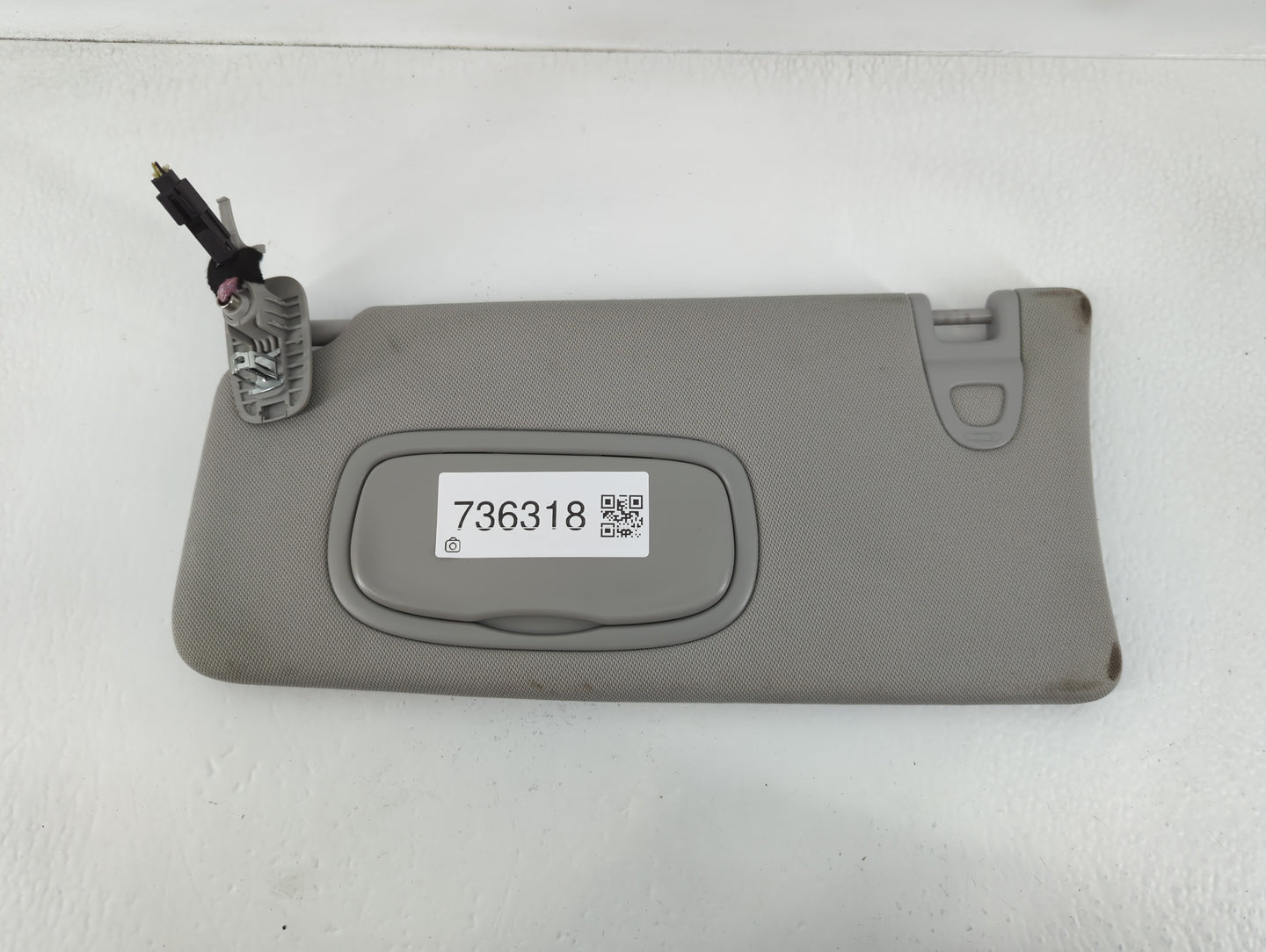 2022 Jeep Compass Sun Visor Shade Replacement Passenger Right Mirror Fits OEM Used Auto Parts - Oemusedautoparts1.com