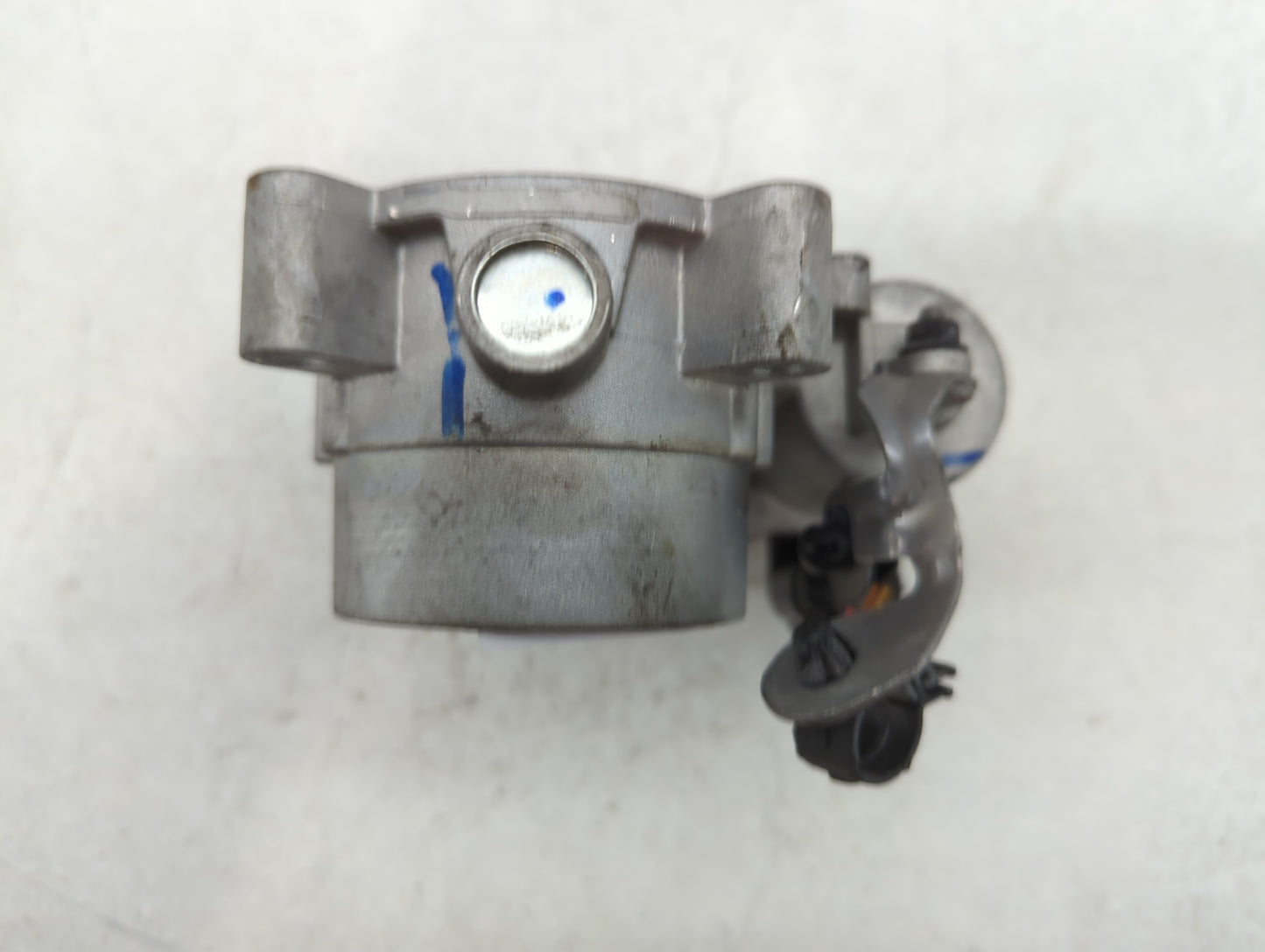 2017-2022 Jeep Compass Throttle Body P/N:04891970AD Fits Fits 2014 2015 2016 2017 2018 2019 2020 2021 2022 OEM Used Auto Par