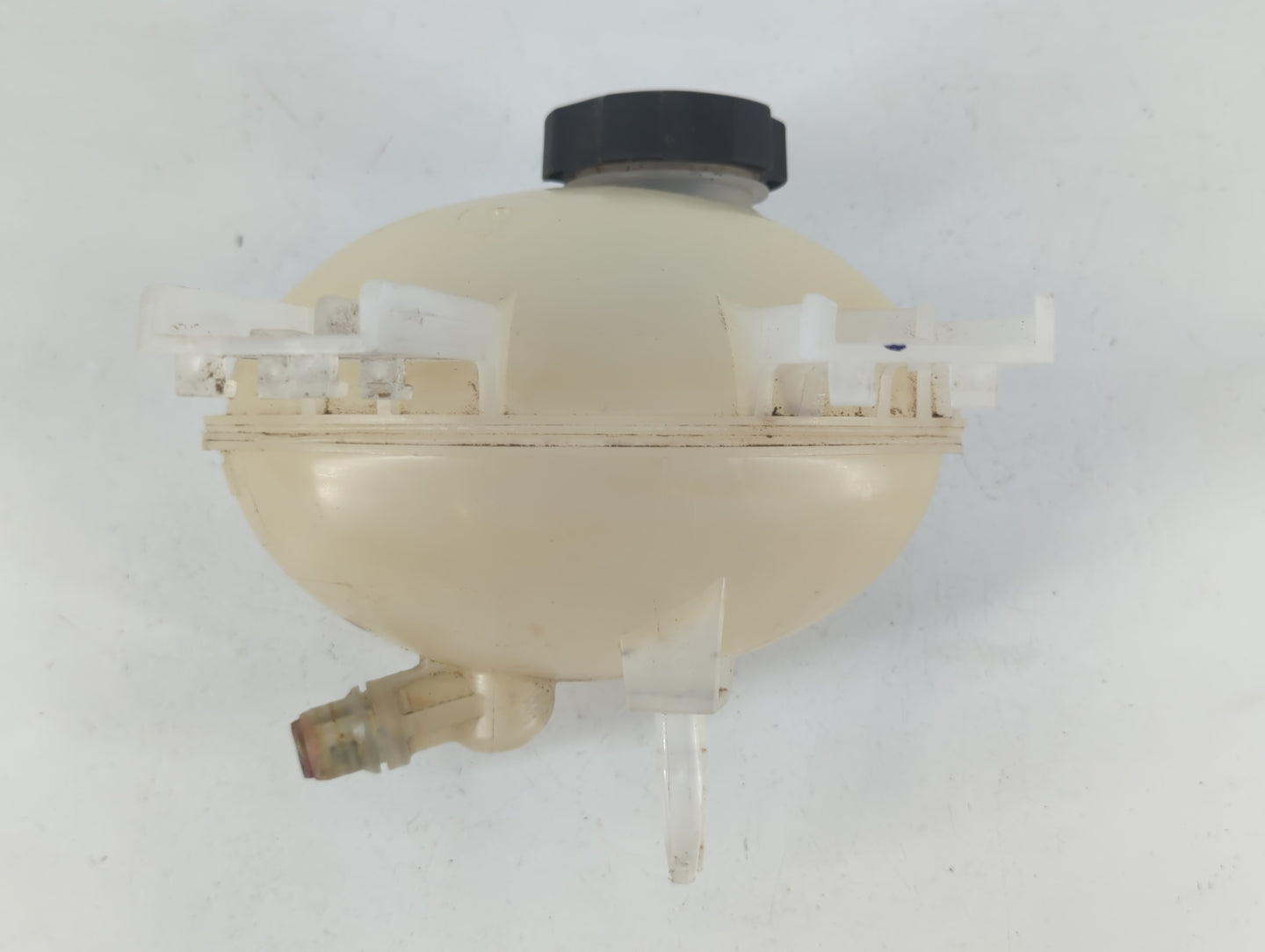 2022 Jeep Compass Radiator Coolant Overflow Expansion Tank Bottle - Oemusedautoparts1.com