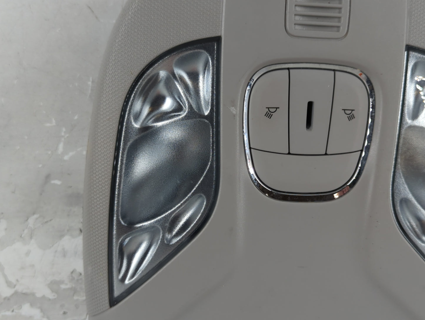 2022 Jeep Compass Overhead Roof Console Interior Dome Light - Oemusedautoparts1.com