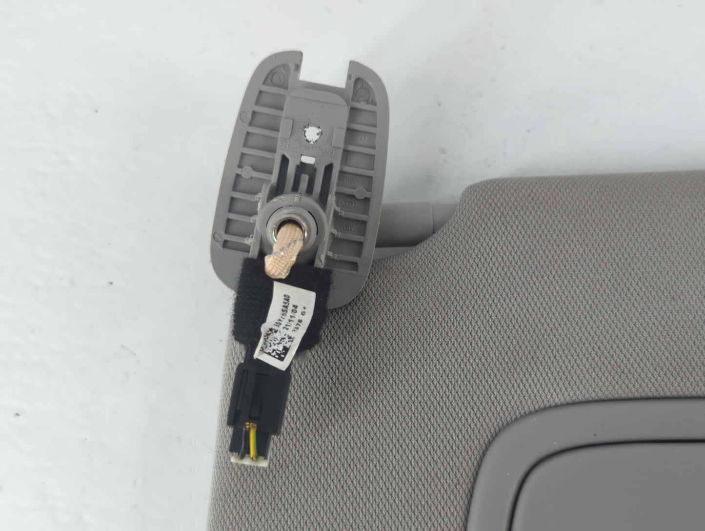 2022 Jeep Compass Sun Visor Shade Replacement Driver Left Mirror Fits OEM Used Auto Parts - Oemusedautoparts1.com