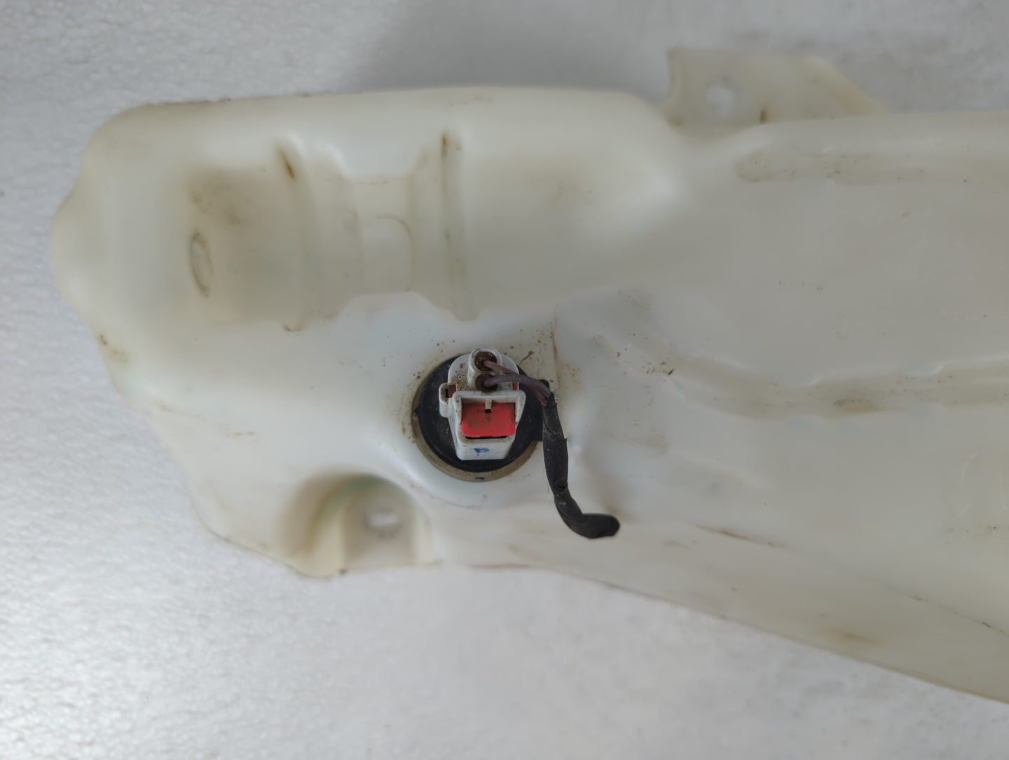 2022 Jeep Compass Windshield Washer Fluid Reservoir Bottle Oem - Oemusedautoparts1.com