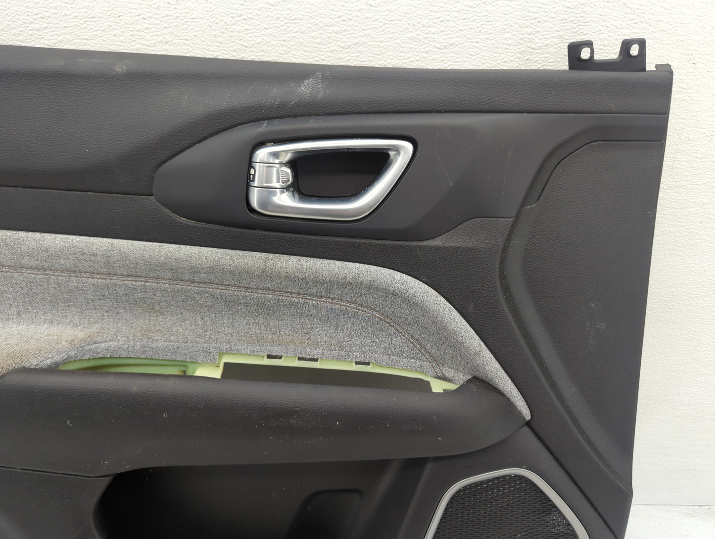 2022 Jeep Compass Front Left Driver Interior Door Panel Trim - Oemusedautoparts1.com