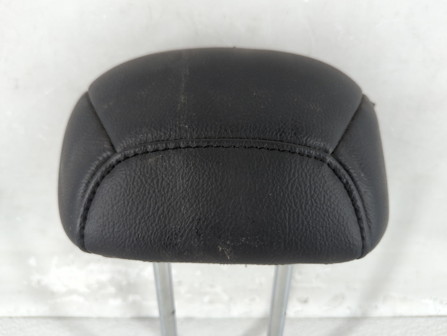 2022 Jeep Compass Headrest Head Rest Rear Center Seat Fits OEM Used Auto Parts - Oemusedautoparts1.com