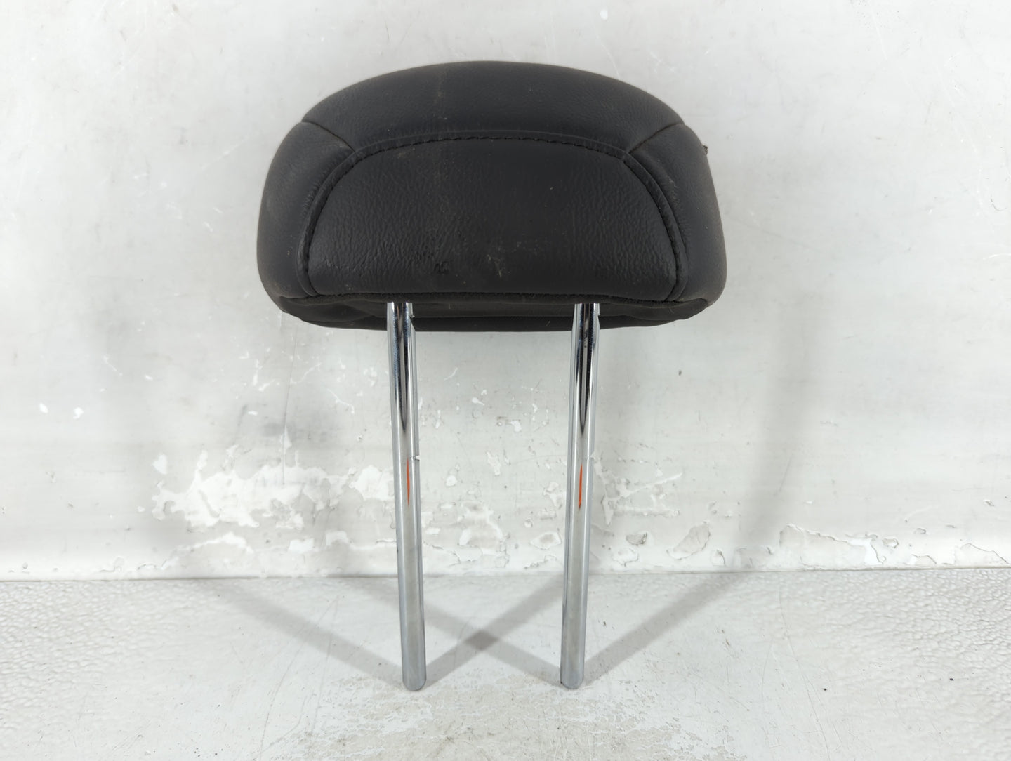 2022 Jeep Compass Headrest Head Rest Rear Center Seat Fits OEM Used Auto Parts - Oemusedautoparts1.com