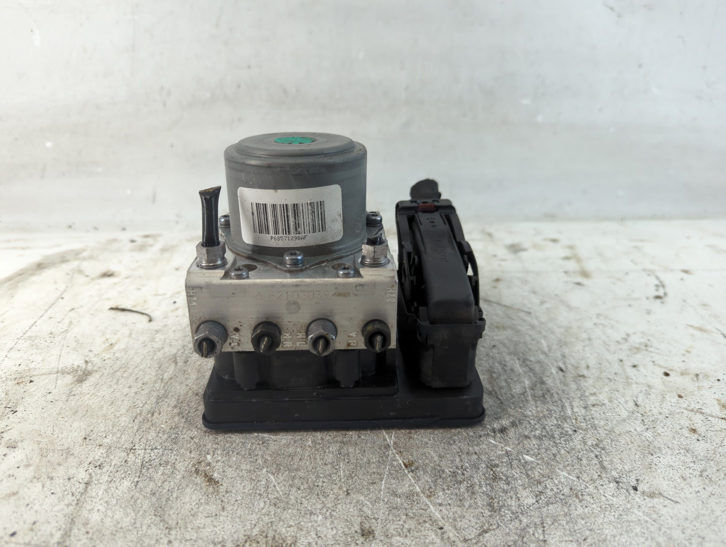 2022 Jeep Compass ABS Pump Control Module Replacement P/N:62103039 Fits OEM Used Auto Parts - Oemusedautoparts1.com