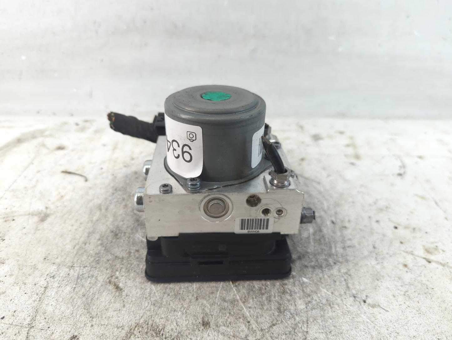 2022 Jeep Compass ABS Pump Control Module Replacement P/N:62103039 Fits OEM Used Auto Parts - Oemusedautoparts1.com