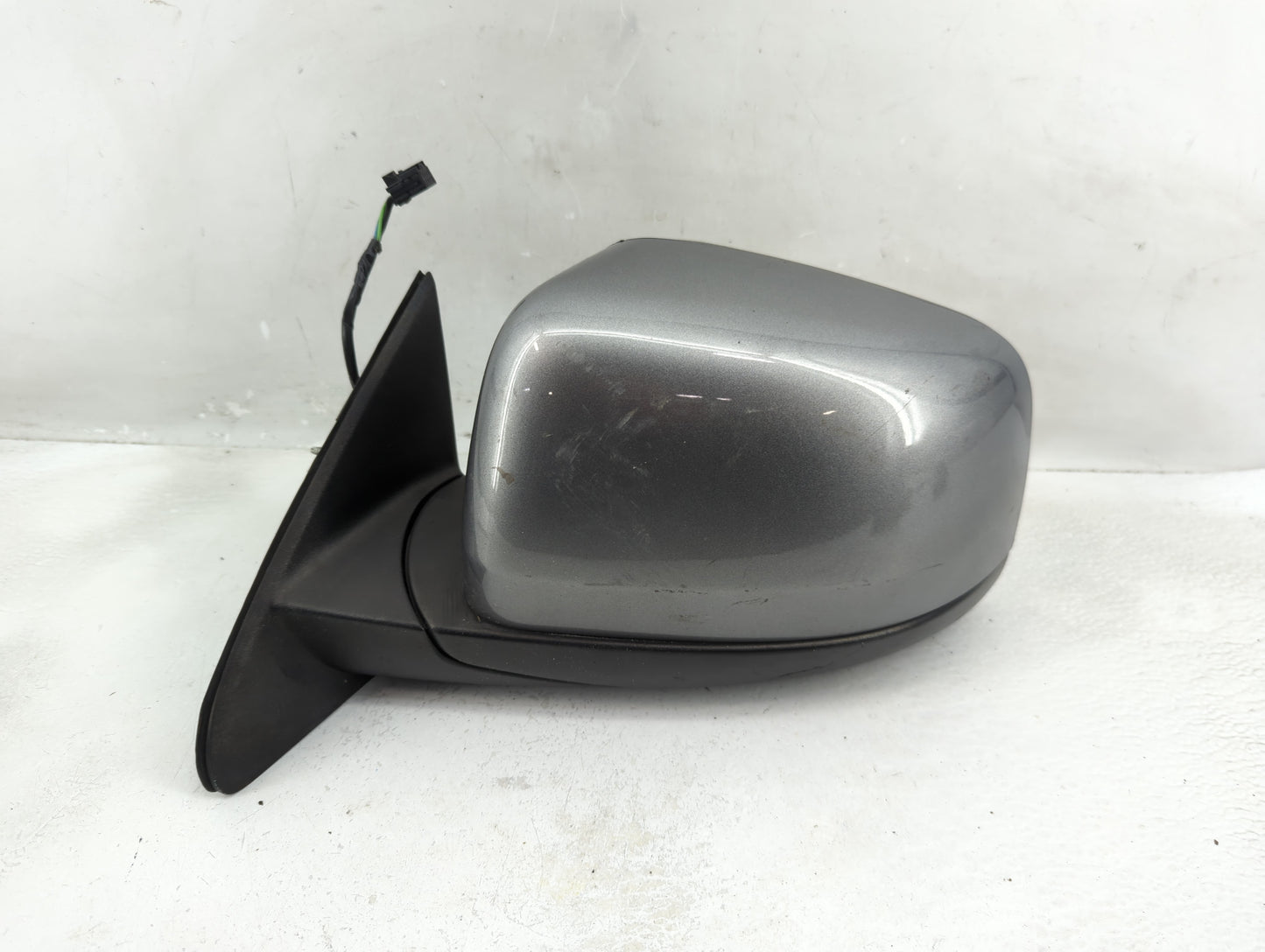 2016-2022 Jeep Grand Cherokee Driver Side View Mirror - Left Door Mirror OEM Used - Oemusedautoparts1.com