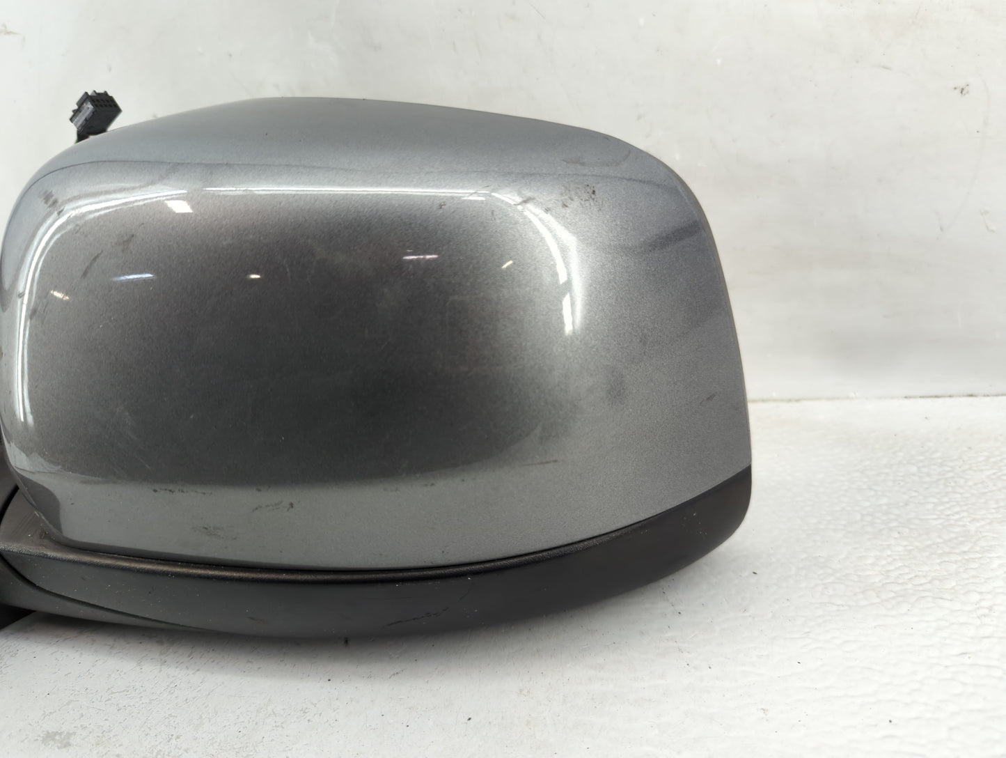 2016-2022 Jeep Grand Cherokee Driver Side View Mirror - Left Door Mirror OEM Used - Oemusedautoparts1.com