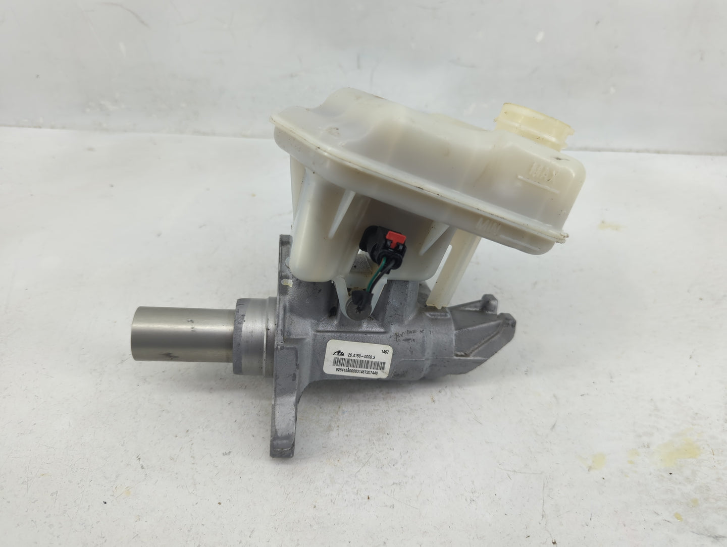 2016-2022 Jeep Grand Cherokee Brake Master Cylinder 1376949 - Oemusedautoparts1.com