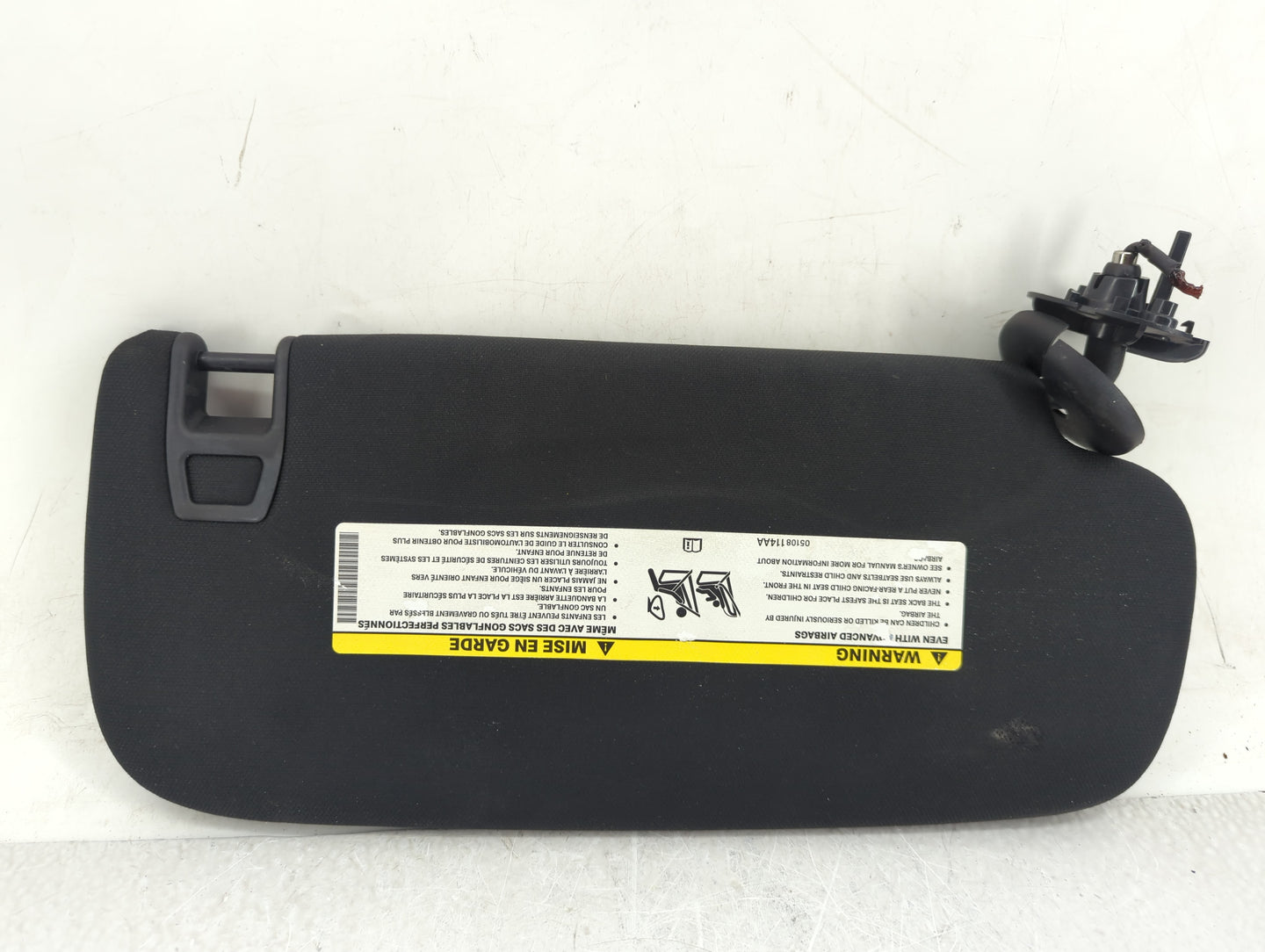 2014-2022 Jeep Grand Cherokee Sun Visor Shade Replacement Driver Left Mirror Fits OEM Used Auto Parts - Oemusedautoparts1.co
