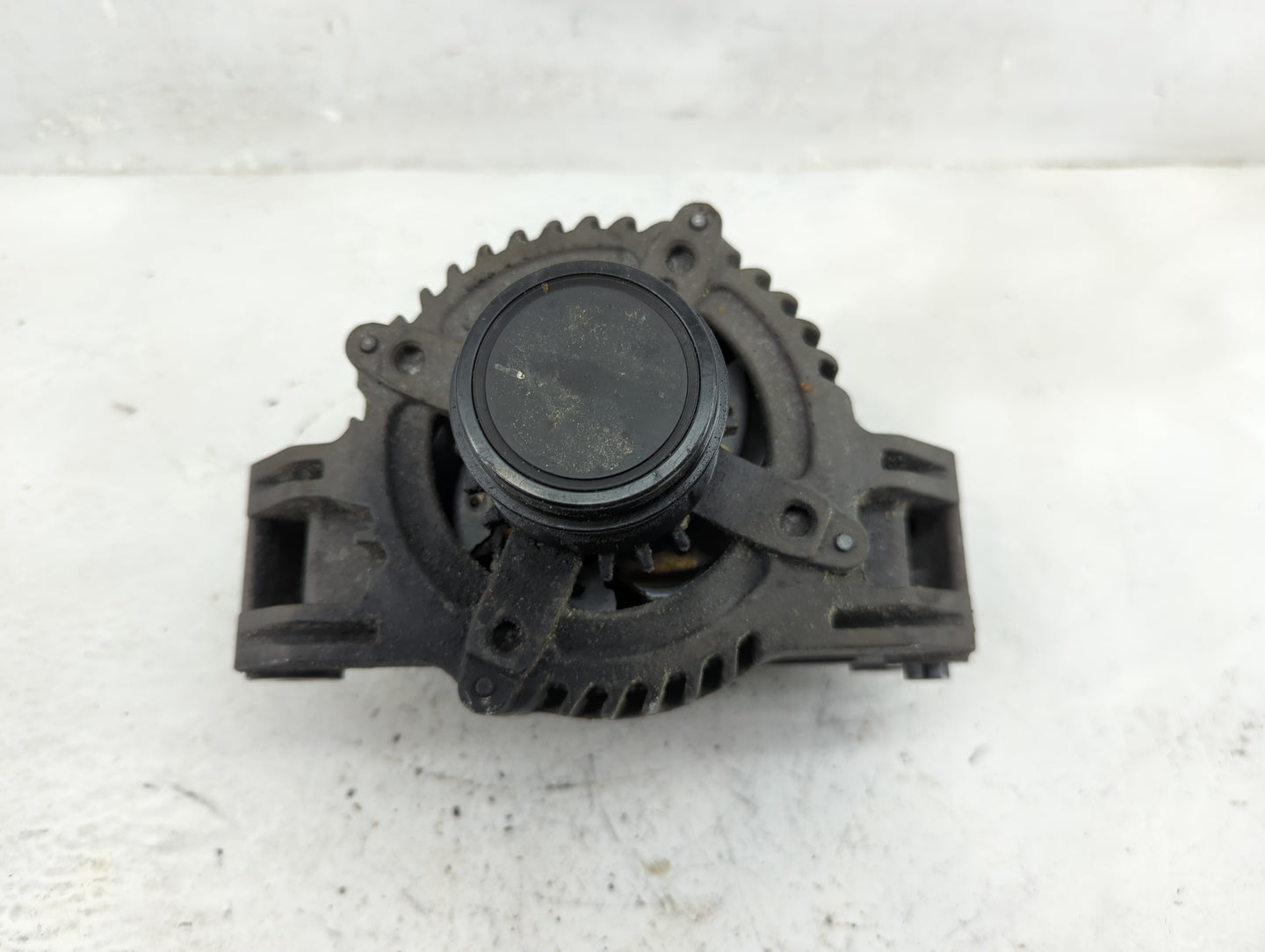 2021-2022 Jeep Grand Cherokee Alternator Replacement Generator Charging Assembly Engine OEM P/N:P68408690AB Fits Fits 2021 2