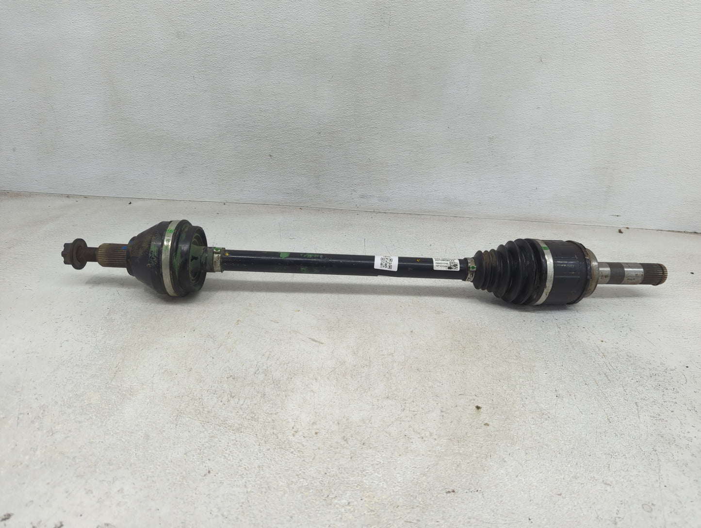 2021-2022 Jeep Grand Cherokee Axle Shaft Rear Driver Cv C/v - Oemusedautoparts1.com