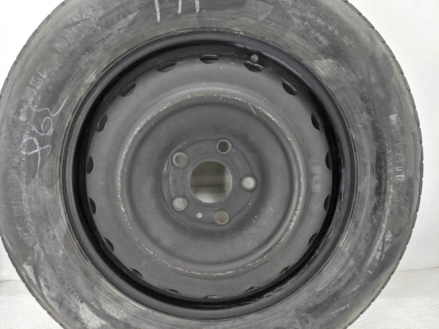 2022 Jeep Grand Cherokee Spare Donut Tire Wheel Rim Oem 1420802 - Oemusedautoparts1.com