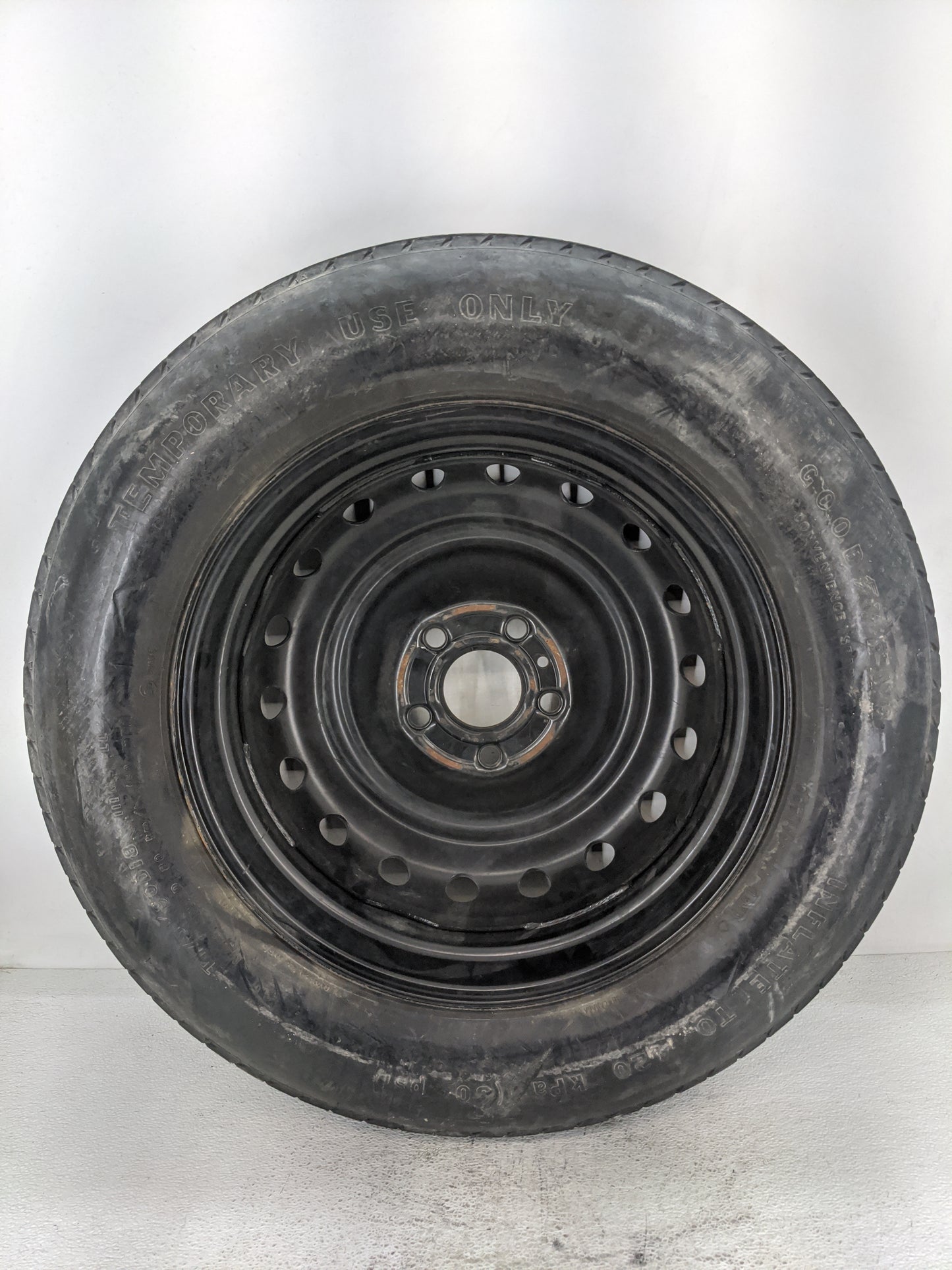 2022 Jeep Grand Cherokee Spare Donut Tire Wheel Rim Oem 1420802 - Oemusedautoparts1.com