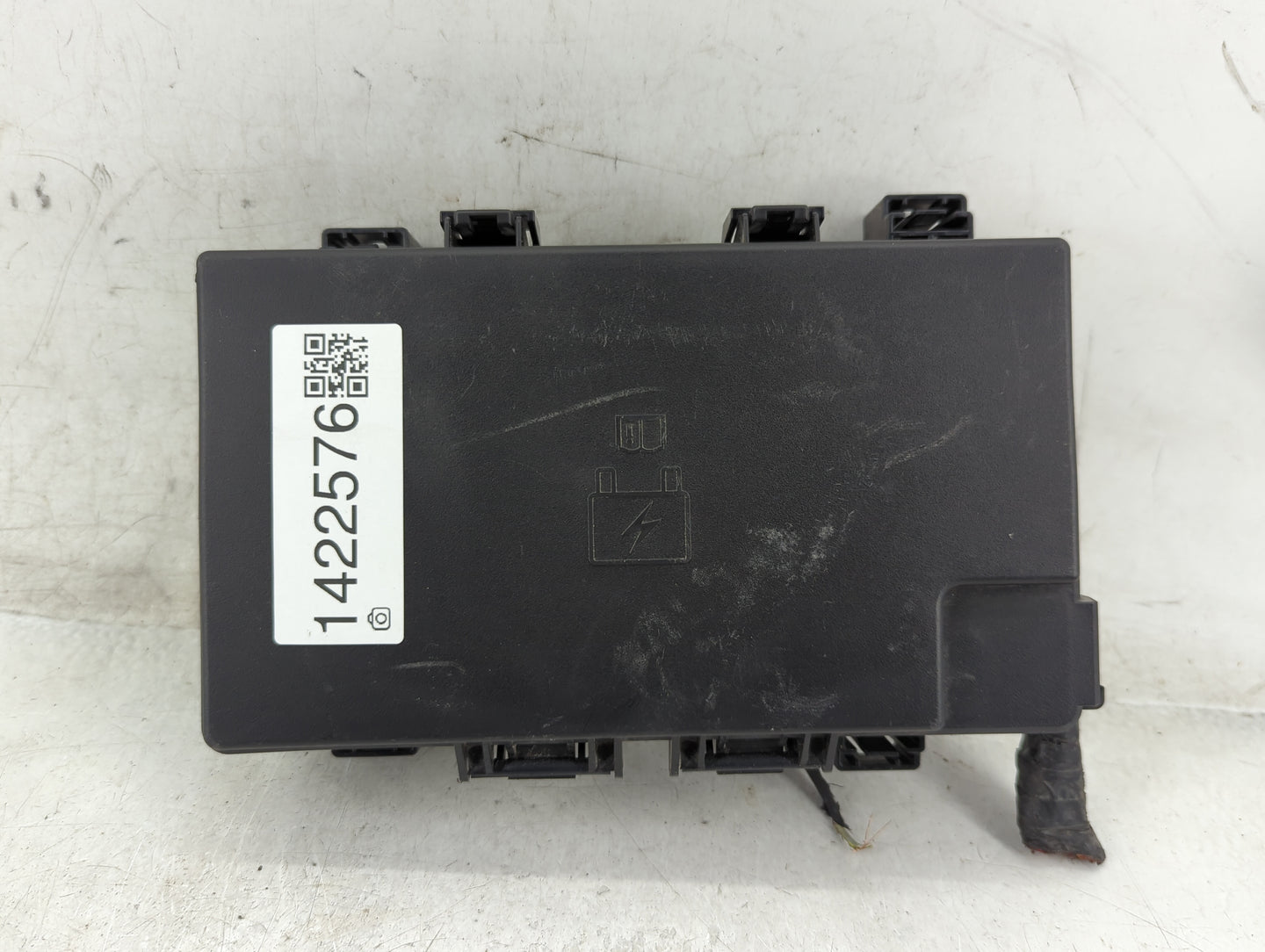 2022 Jeep Grand Cherokee Fusebox Fuse Box Panel Relay Module P/N:68425203AB Fits OEM Used Auto Parts - Oemusedautoparts1.com