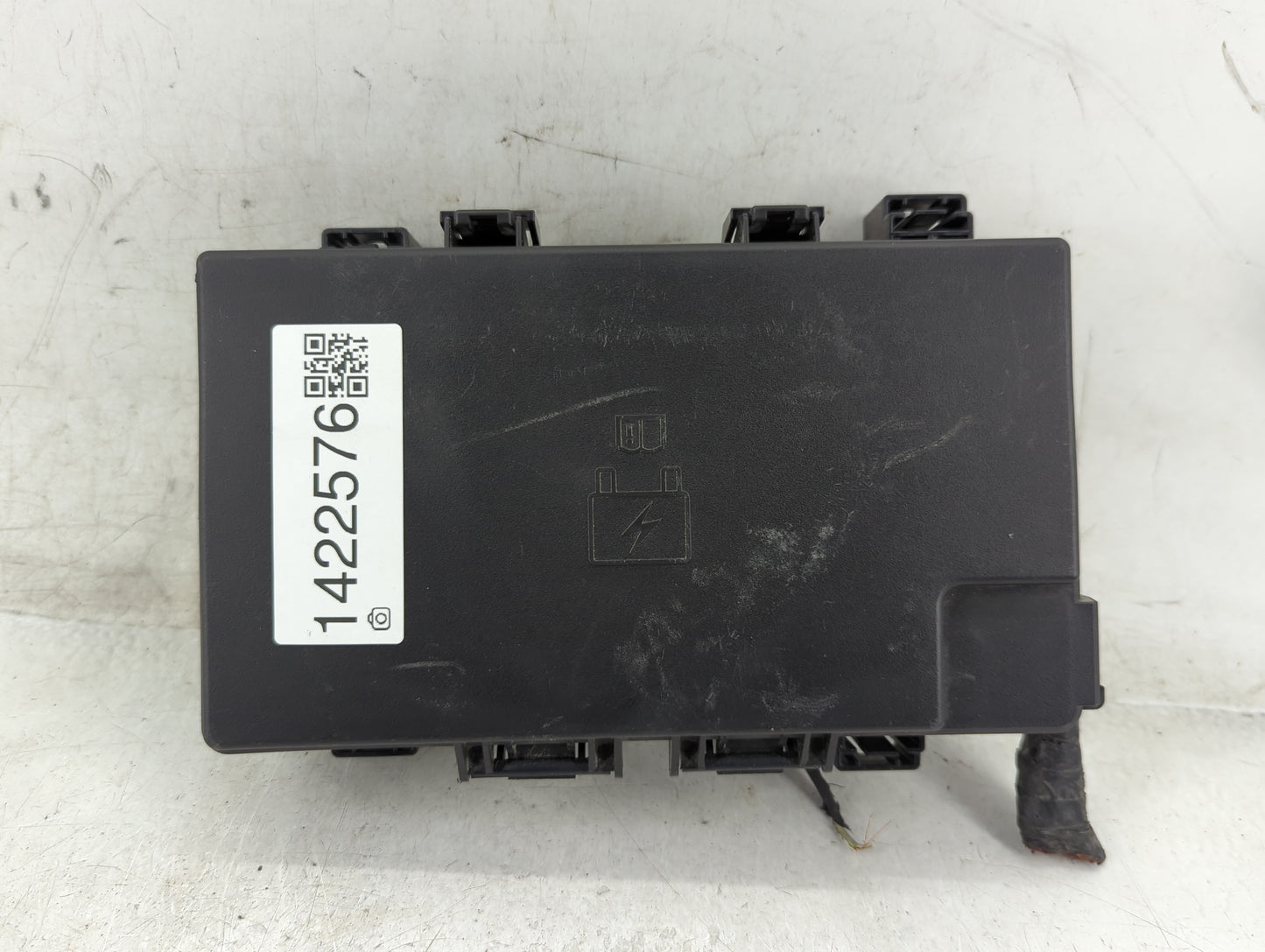 2022 Jeep Grand Cherokee Fusebox Fuse Box Panel Relay Module P/N:68425203AB Fits OEM Used Auto Parts - Oemusedautoparts1.com