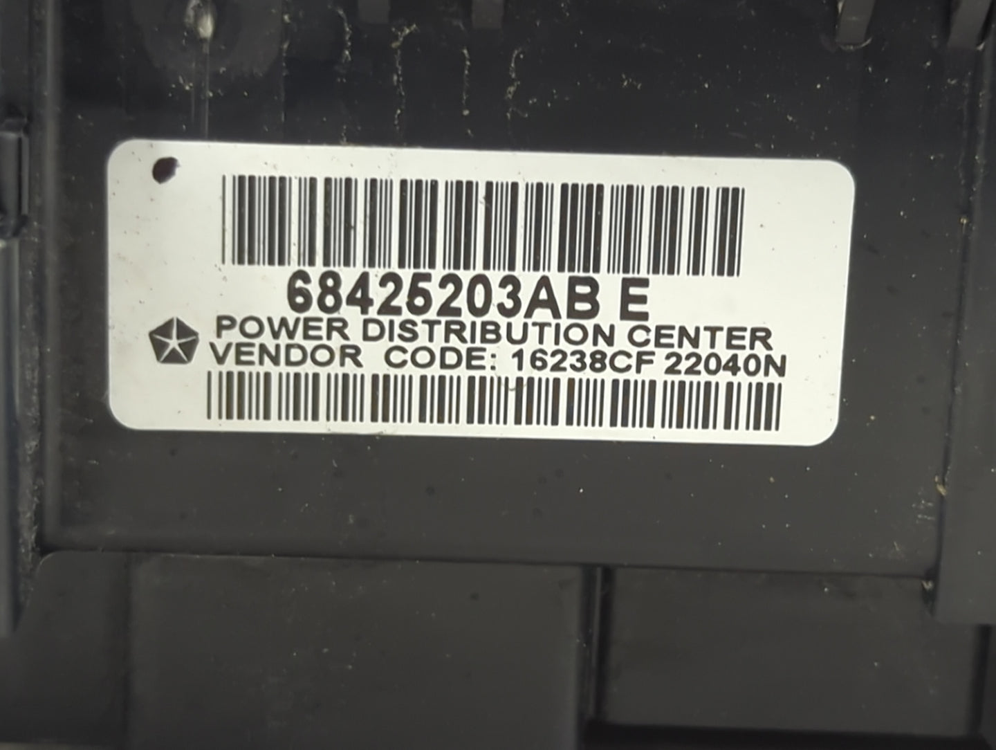 2022 Jeep Grand Cherokee Fusebox Fuse Box Panel Relay Module P/N:68425203AB Fits OEM Used Auto Parts - Oemusedautoparts1.com