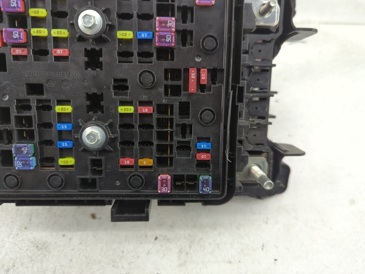 2022 Jeep Grand Cherokee Fusebox Fuse Box Panel Relay Module P/N:68347002AE 68347011AC, 6356-5975 REV 001 Fits OEM Used Auto