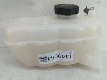 2021 Jeep Grand Cherokee Radiator Coolant Overflow Expansion Tank Bottle - Oemusedautoparts1.com